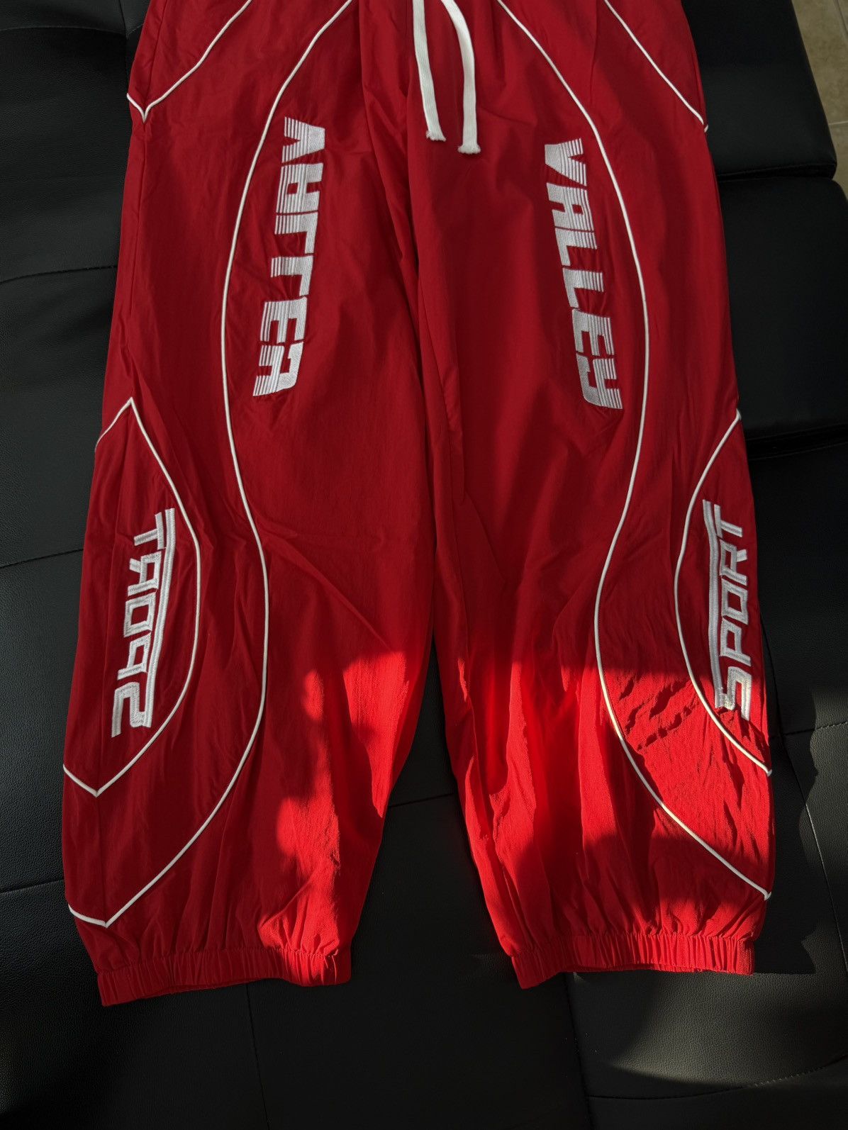 Vale Valley Red Baggy Shorts Brand New Size M (NEW) Size US 31 - 5 Thumbnail