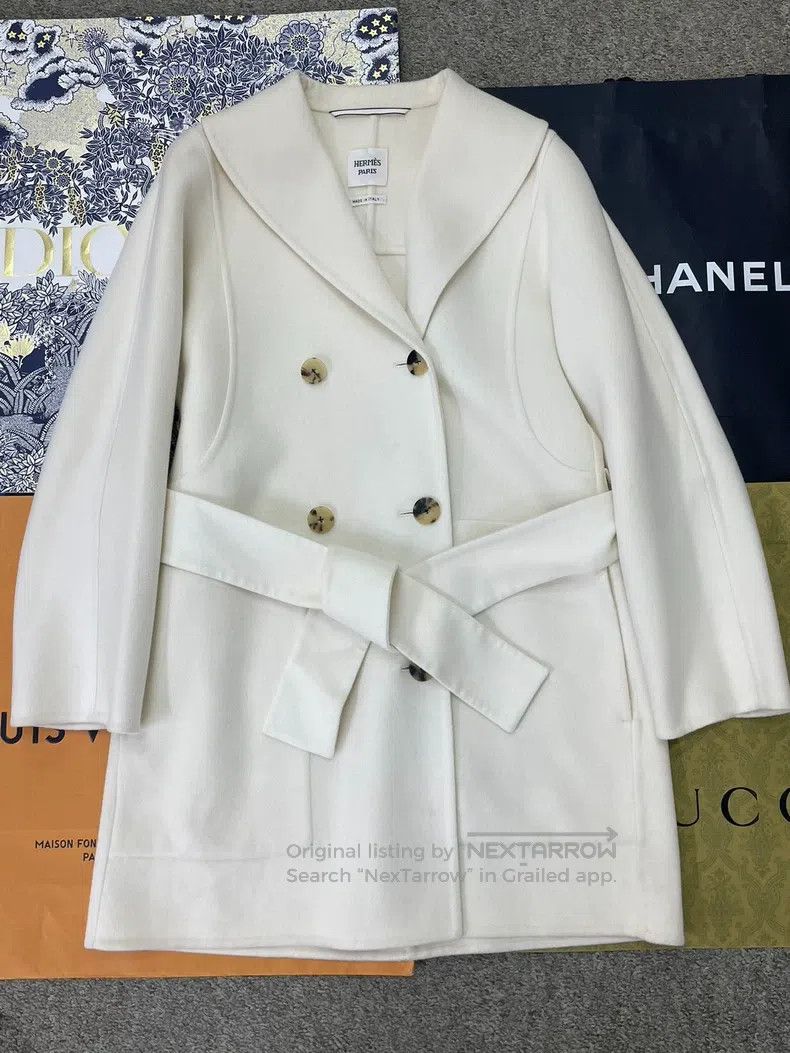 Hermes Hermes Beige Double-Breasted Cashmere Coat Size XS / US 0-2 / IT 36-38 - 1 Thumbnail