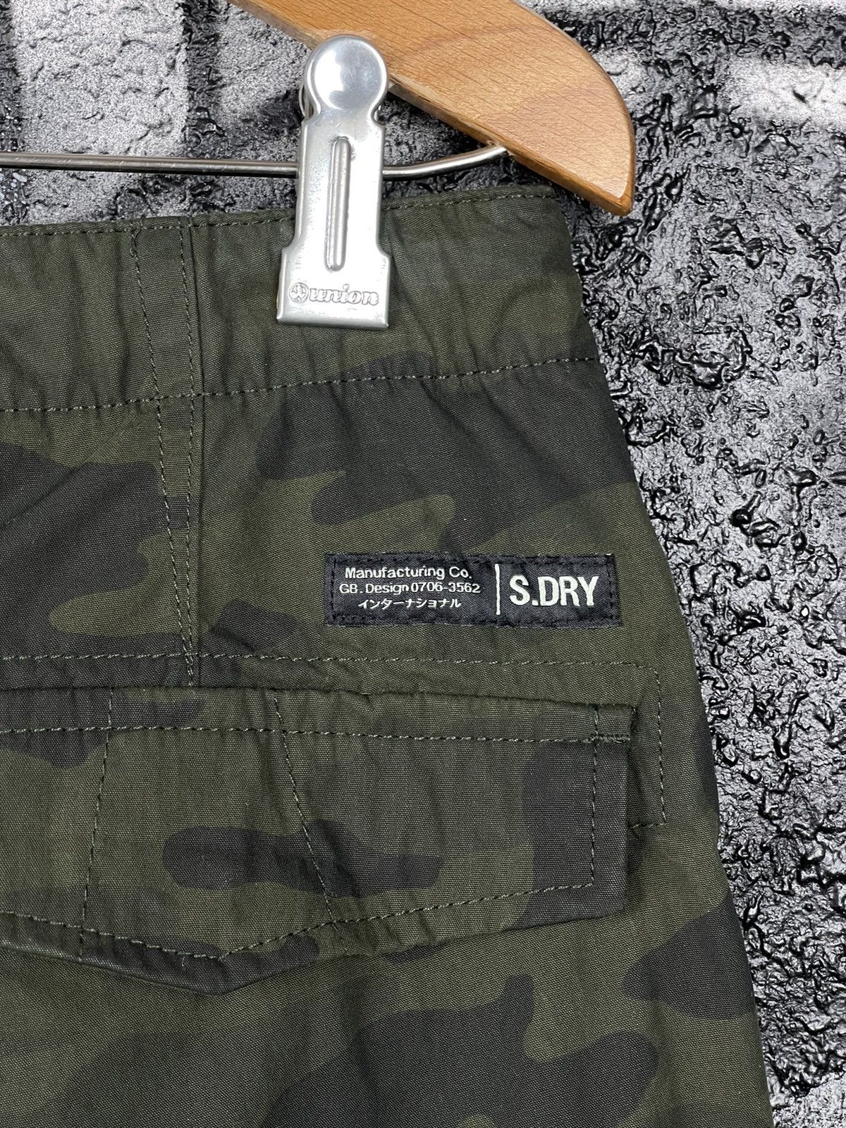 Superdry Y2K SuperDry Grip Camo Parachute Cargo Pants Women’s Size S/M Size 30" / US 8 / IT 44 - 10 Thumbnail