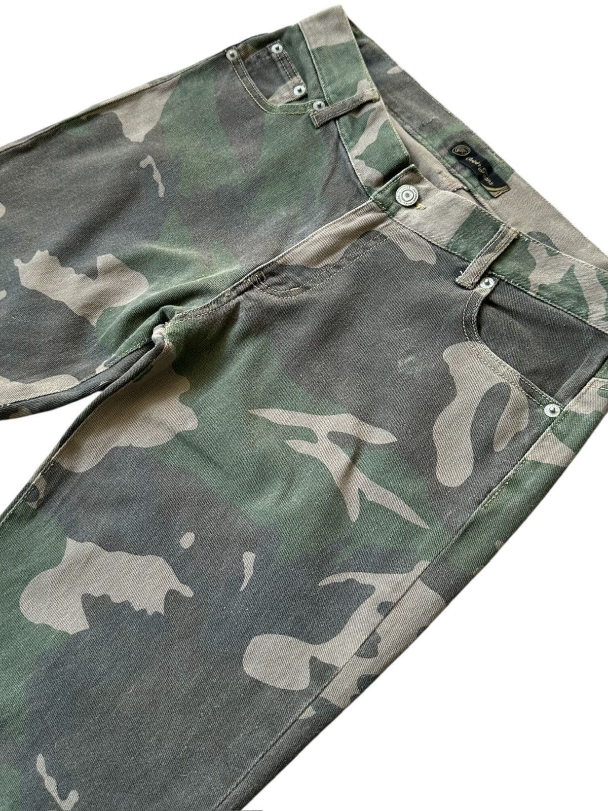 If Six Was Nine 2000's Oririn Jeans - jrock camo pant Size US 31 - 5 Thumbnail