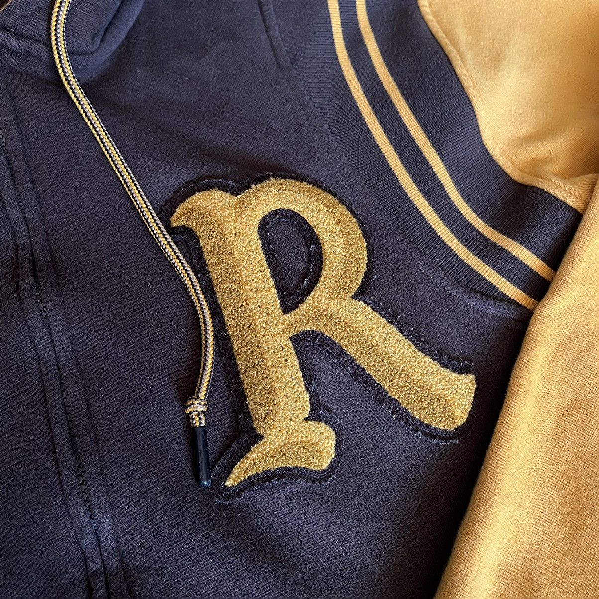 Rocawear Vintage 2000s Rocawear Embroidered Logo Skater Zip Up Hoodie Size US L / EU 52-54 / 3 - 4 Thumbnail