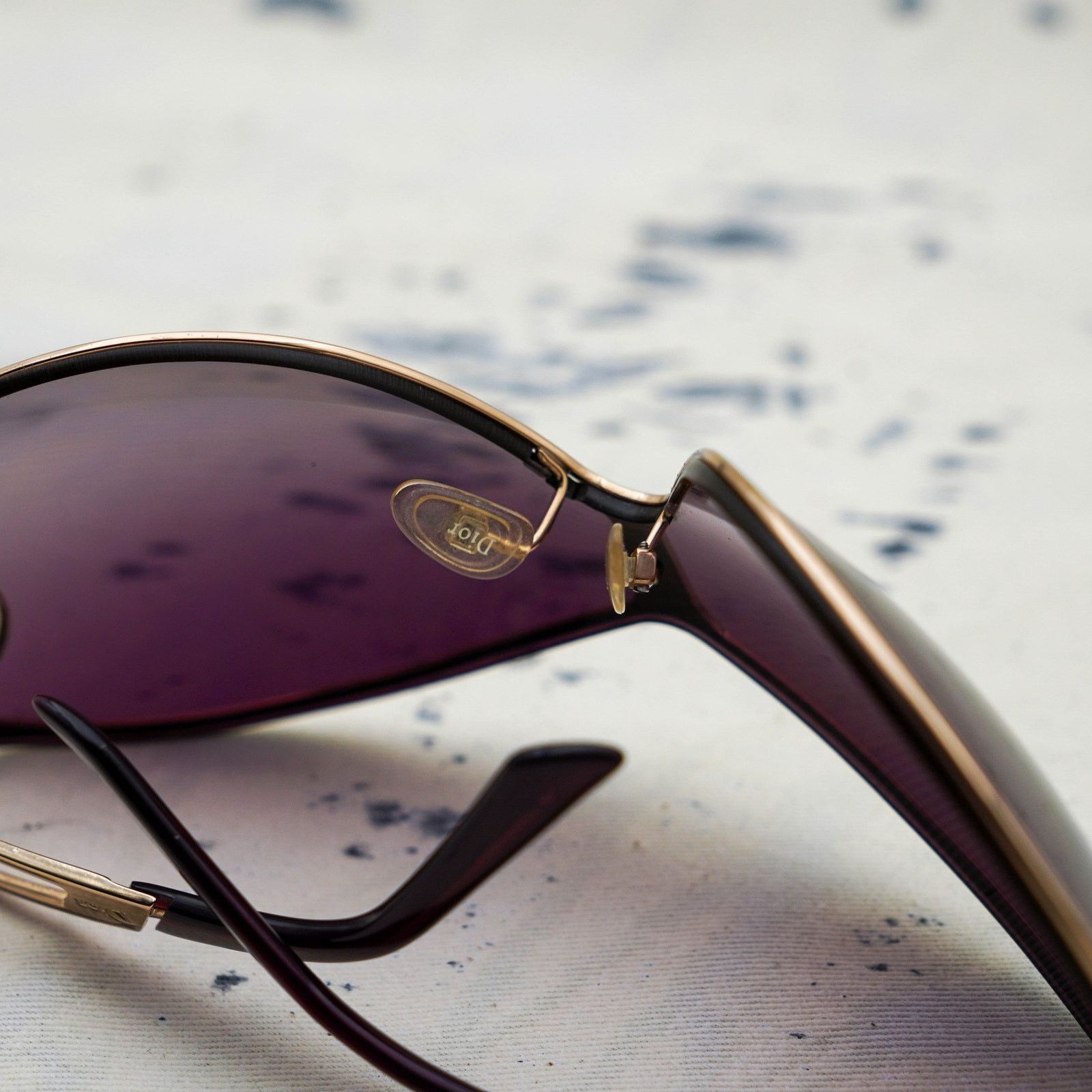 Dior Vintage dior gold logo purple gradient shield sunglasses Size ONE SIZE - 7 Thumbnail