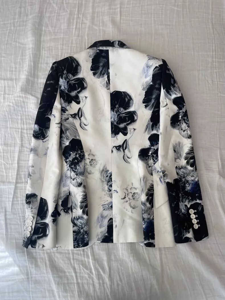 Alexander McQueen Alexander McQUEEN Printed single breasted suit jacket 2504- Size XS / US 0-2 / IT 36-38 - 3 Thumbnail