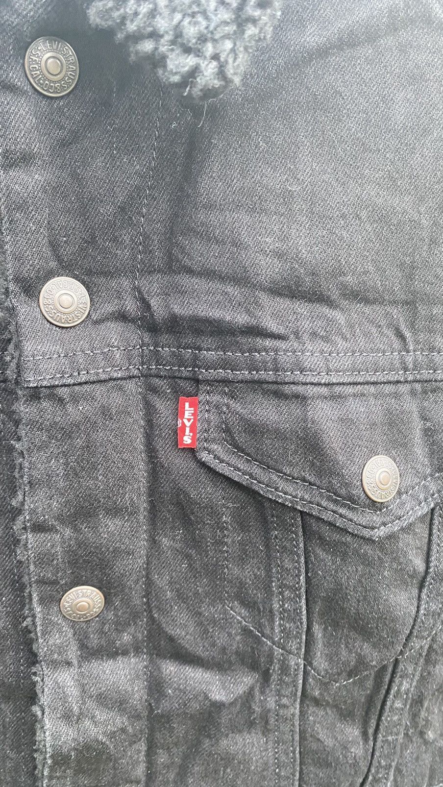 Levi's Levi's x Disney Mickey Mouse Sherpa Trucker Denim Jacket Size US M / EU 48-50 / 2 - 4 Thumbnail