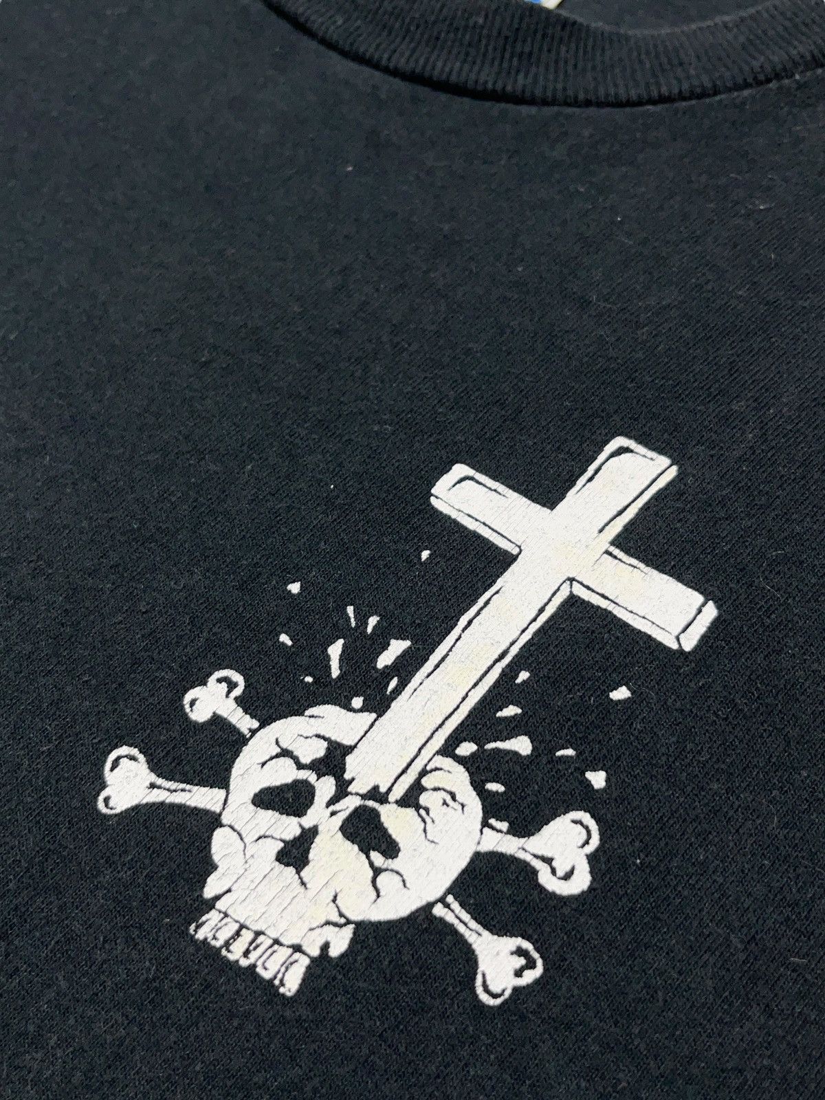 Band Tees Vintage 1993 Jesus Freaks Christian Metal Band T-shirt Size US M / EU 48-50 / 2 - 5 Thumbnail