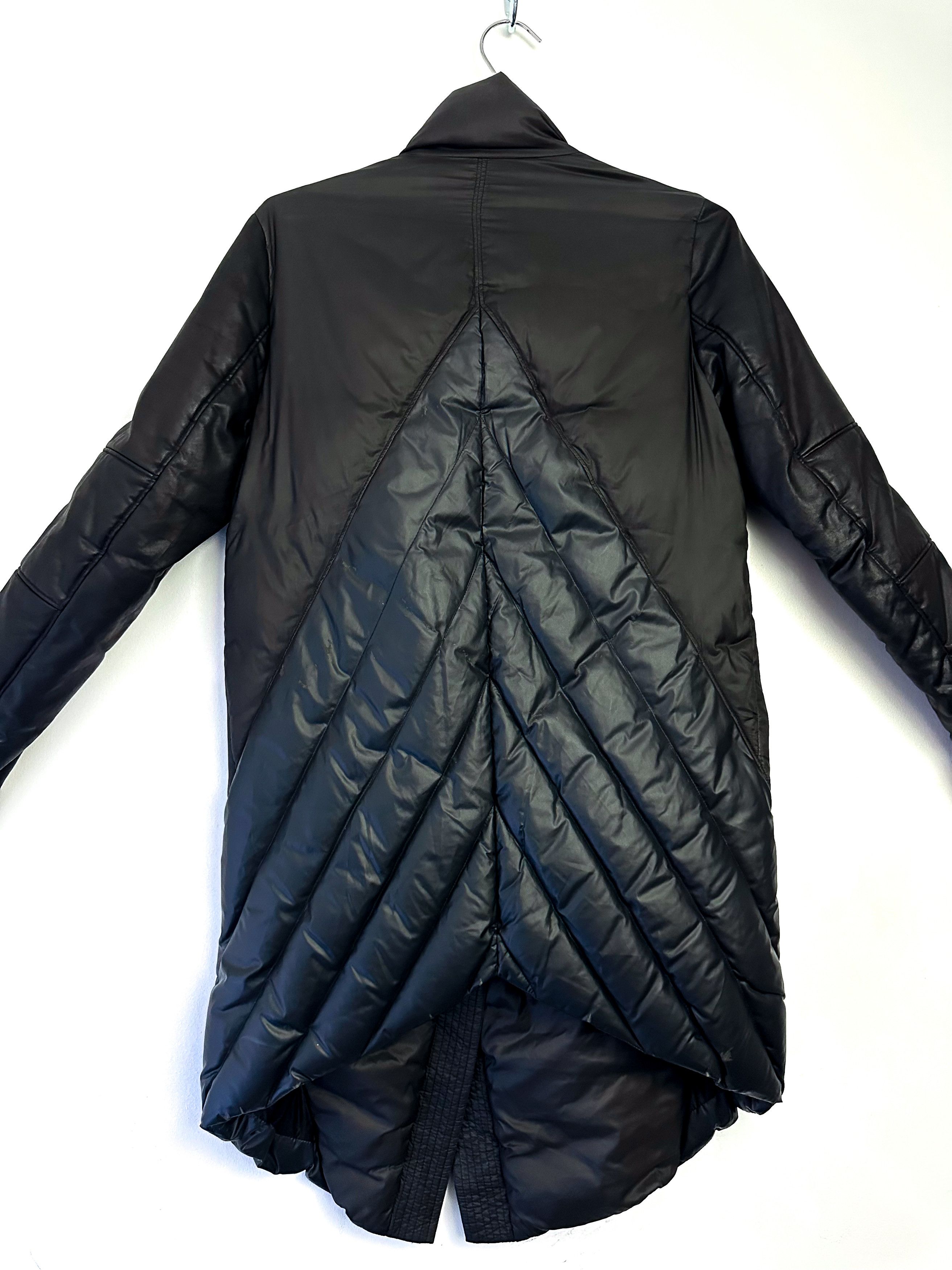 Helmut Lang VINTAGE HELMUT LANG BLACK PUFFER JACKET Size S / US 4 / IT 40 - 4 Thumbnail