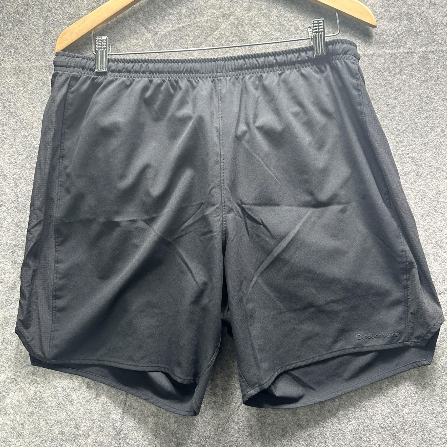 Outdoor Voices Outdoor Voices Shorts Mens XL Black Athletic Running Training Gym Zip Pocket Size US 36 / EU 52 - 2 Thumbnail