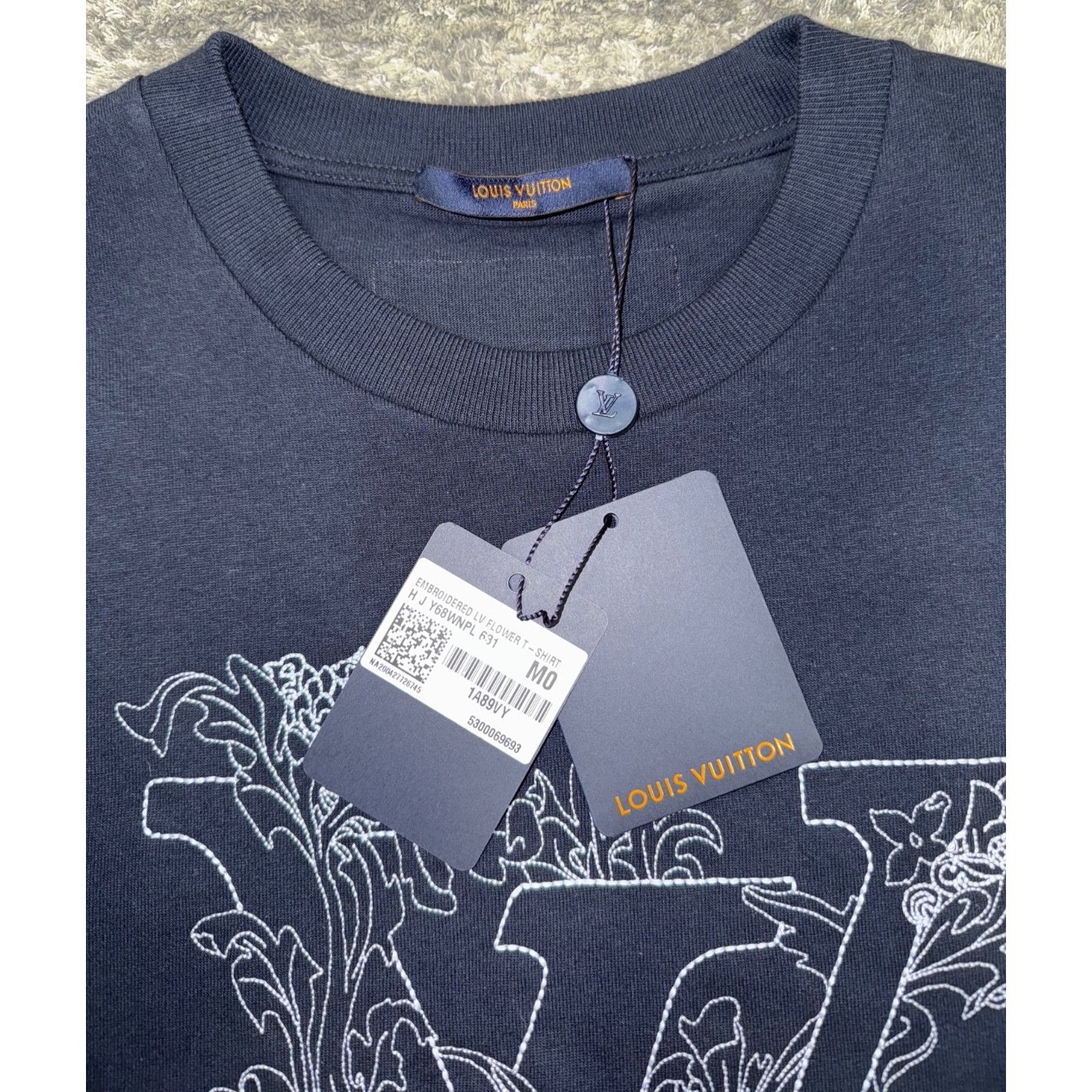 Louis Vuitton Louis Vuitton Embroidered Logo Short Sleeve T-Shirt Medium M Size US M / EU 48-50 / 2 - 8 Thumbnail