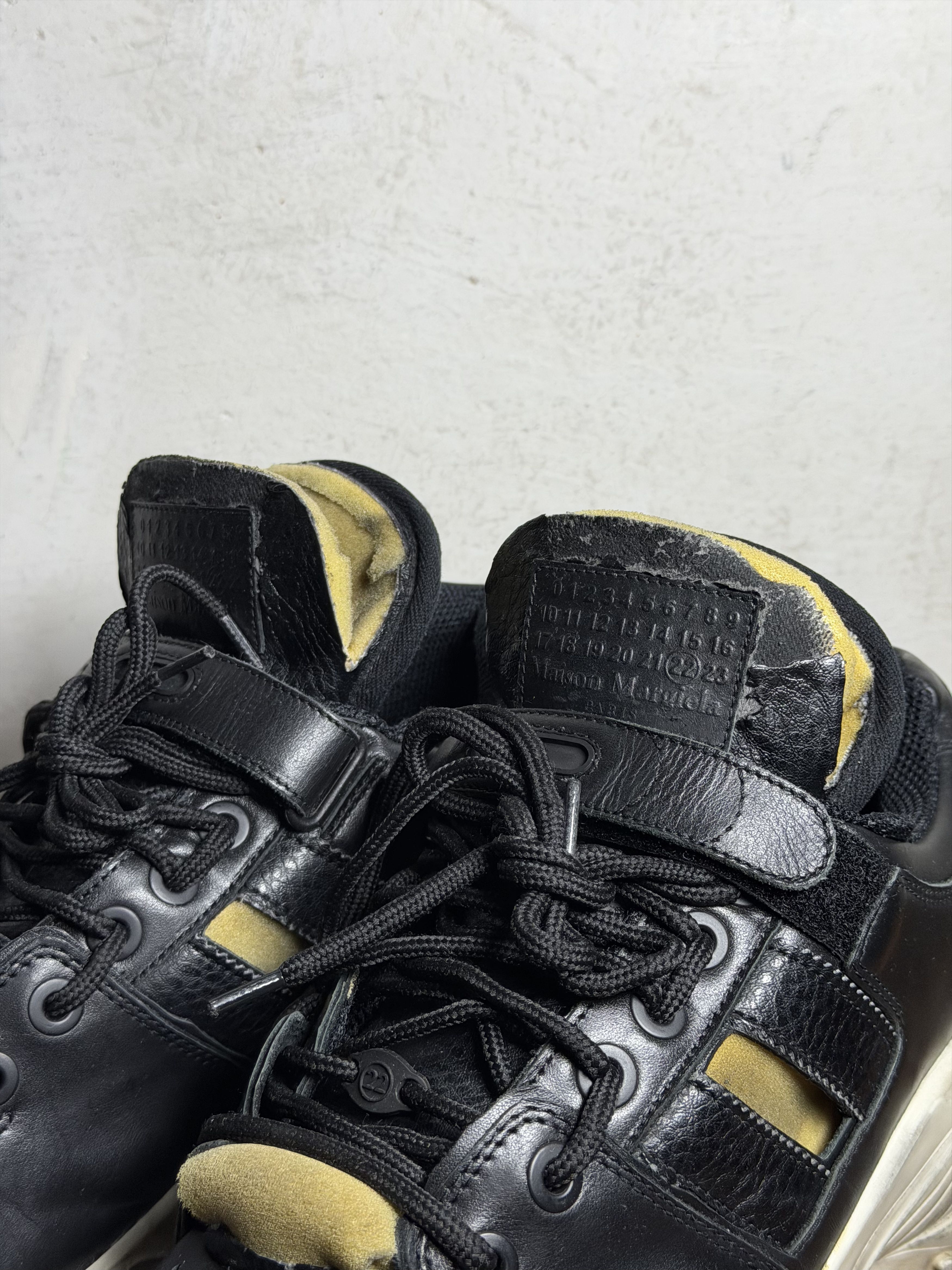 Maison Margiela Maison Margiela Retro Fit Sneakers Size US 11 / EU 44 - 17 Thumbnail