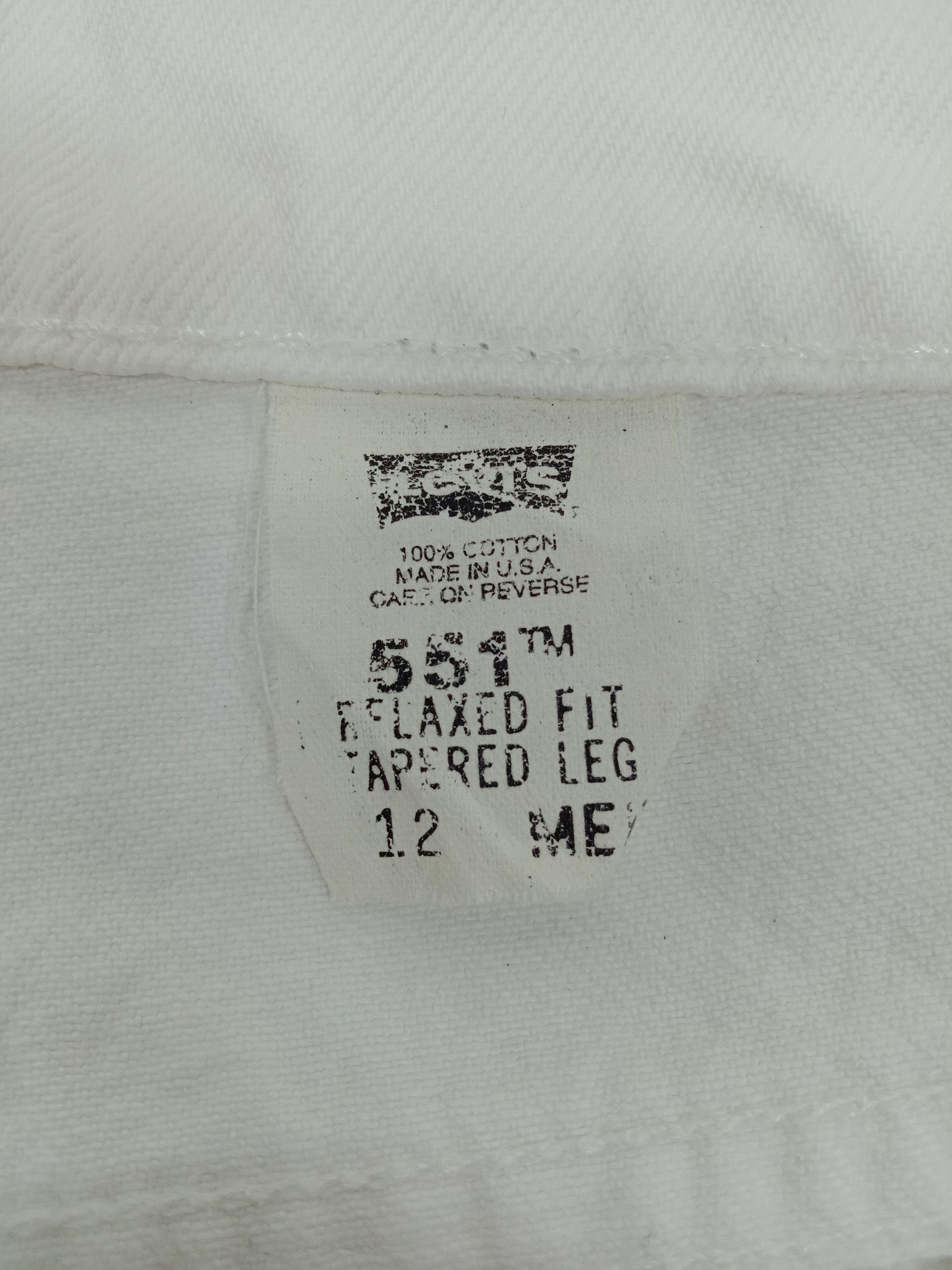 Vintage 90s Levi’s 551 Jeans Relaxed Fit White Denim