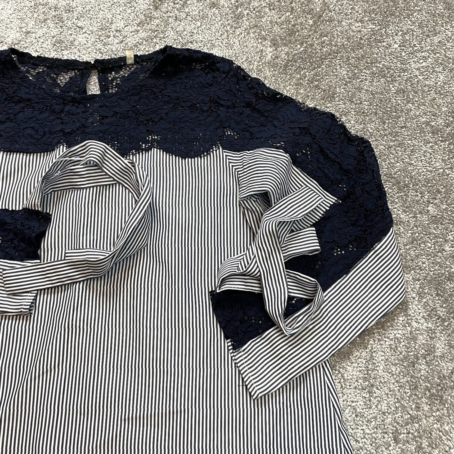 Vintage Unbranded Blouse Top Womens L White Blue Striped Lace Tie Cuffs Long Sleeve Shirt Ladies Blue Striped Lace Tie Cuffs Long Sleeve Size L / US 10 / IT 46 - 2 Thumbnail