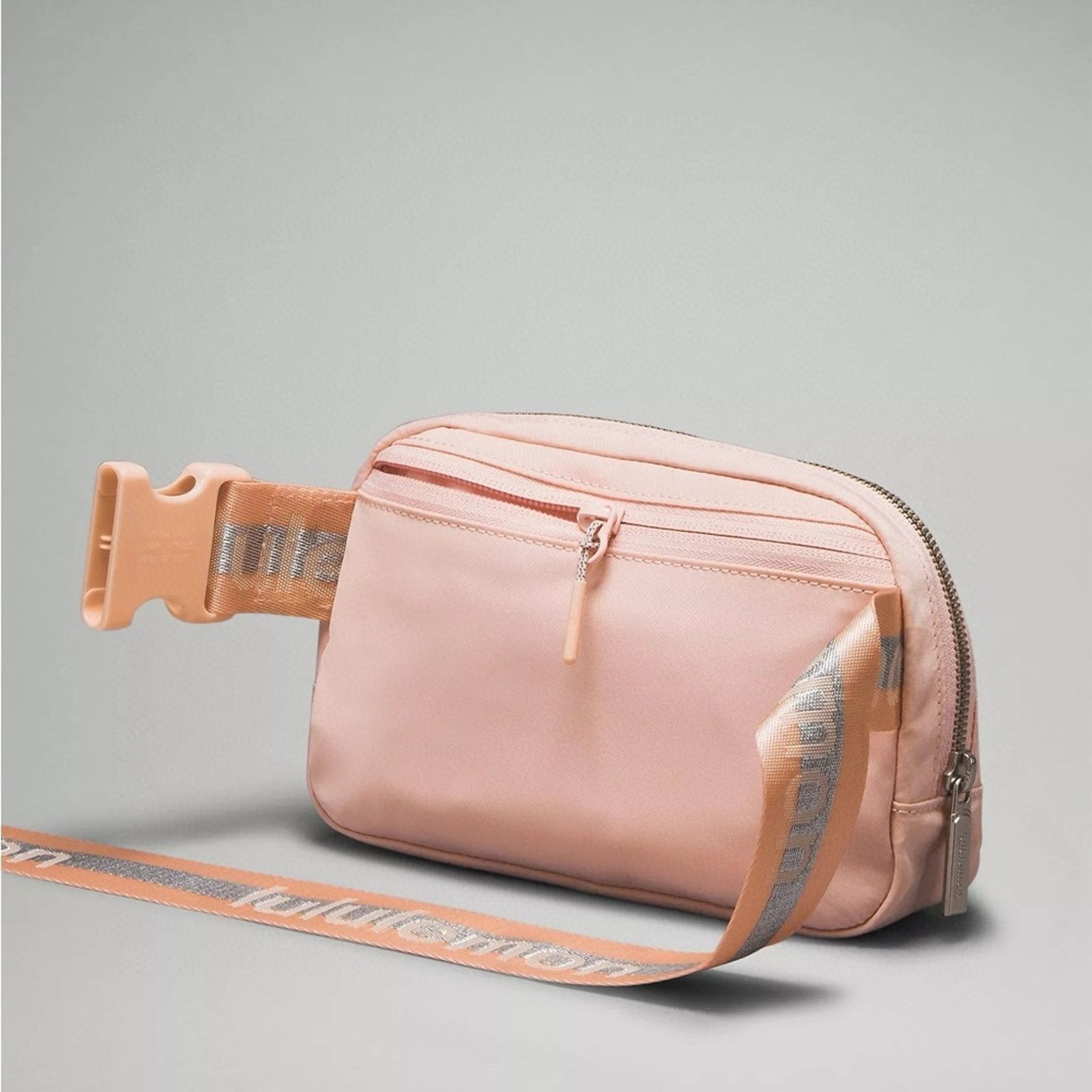 Lululemon NWT Lululemon Athletica Everywhere Belt Bag 1L Pink Size ONE SIZE - 5 Thumbnail