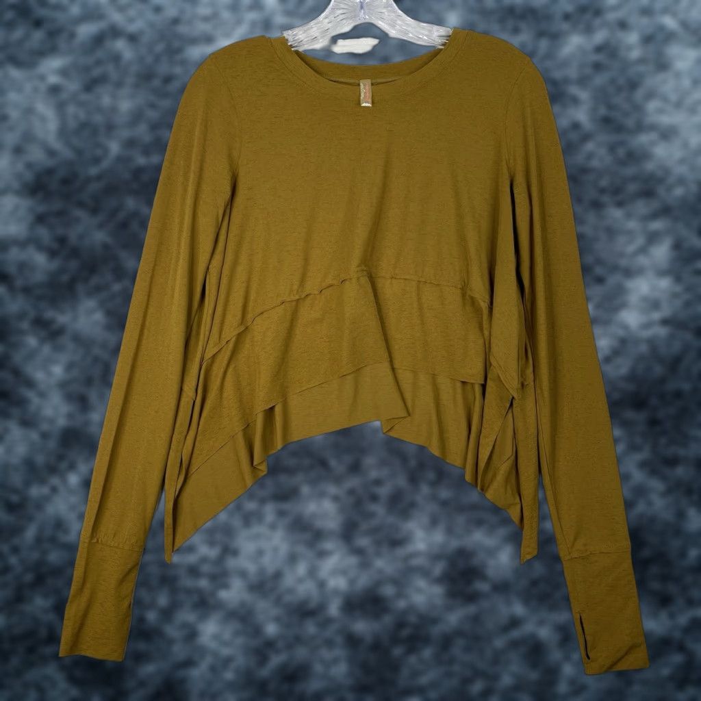 Free People Free People Movement Tempo Top XS Gold Long Sleeve Pullover Blouse Womens Spring Casual Knit Shirt Size XS / US 0-2 / IT 36-38 - 1 Thumbnail