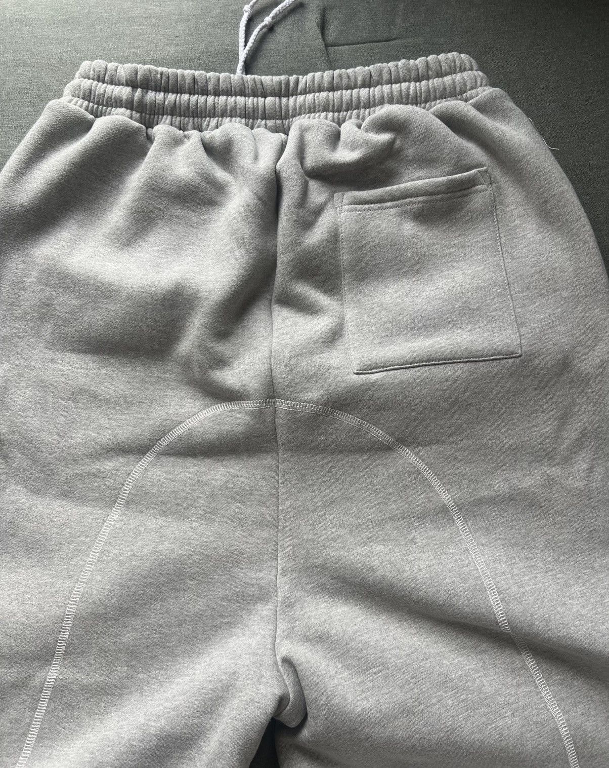 Greedy Unit Greedy Unit Plus One Grey Target Sweatpants Size Medium Size US 32 / EU 48 - 8 Thumbnail
