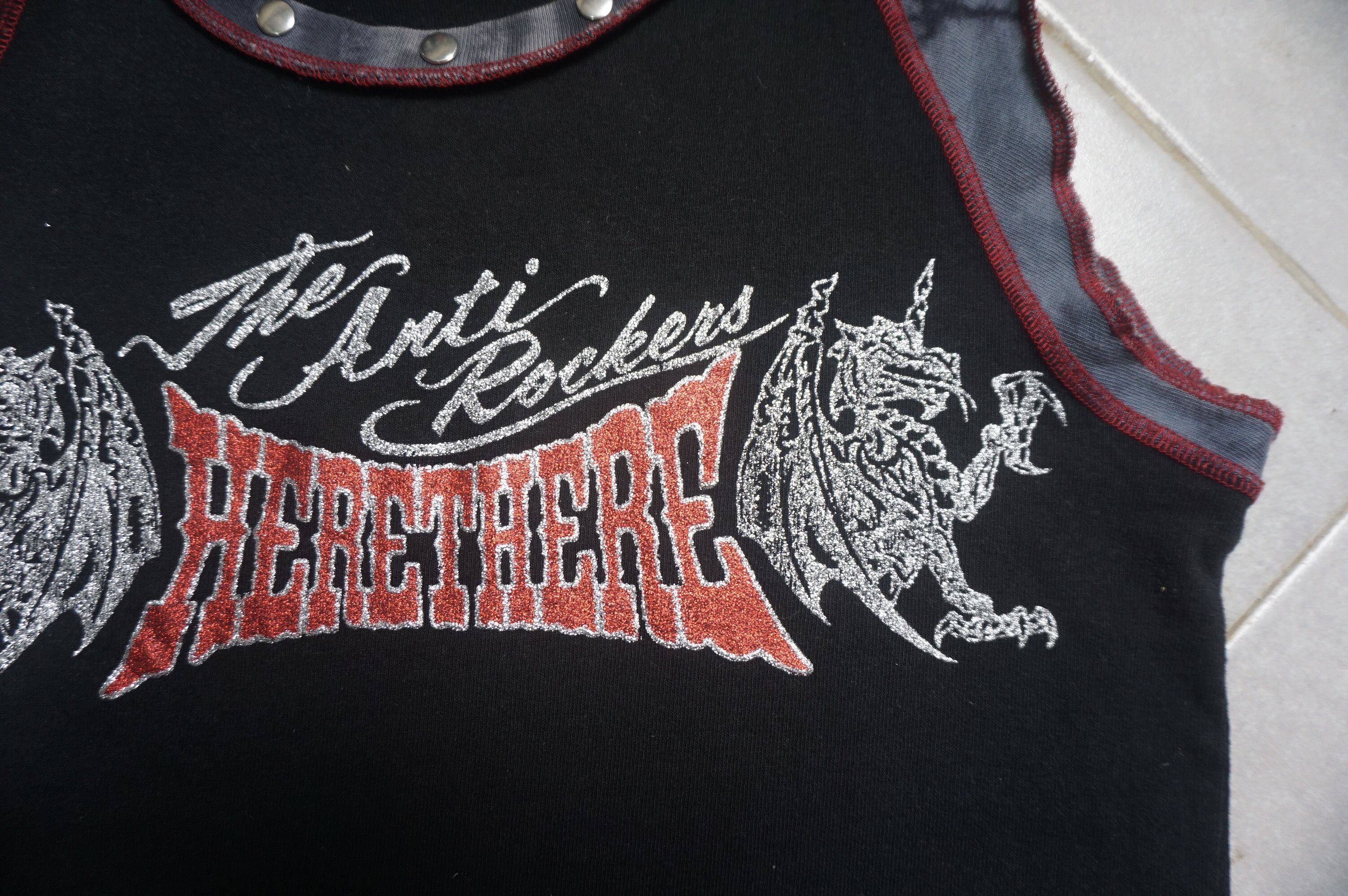 Japanese Brand Here there Y2K sleevless Size US S / EU 44-46 / 1 - 4 Thumbnail