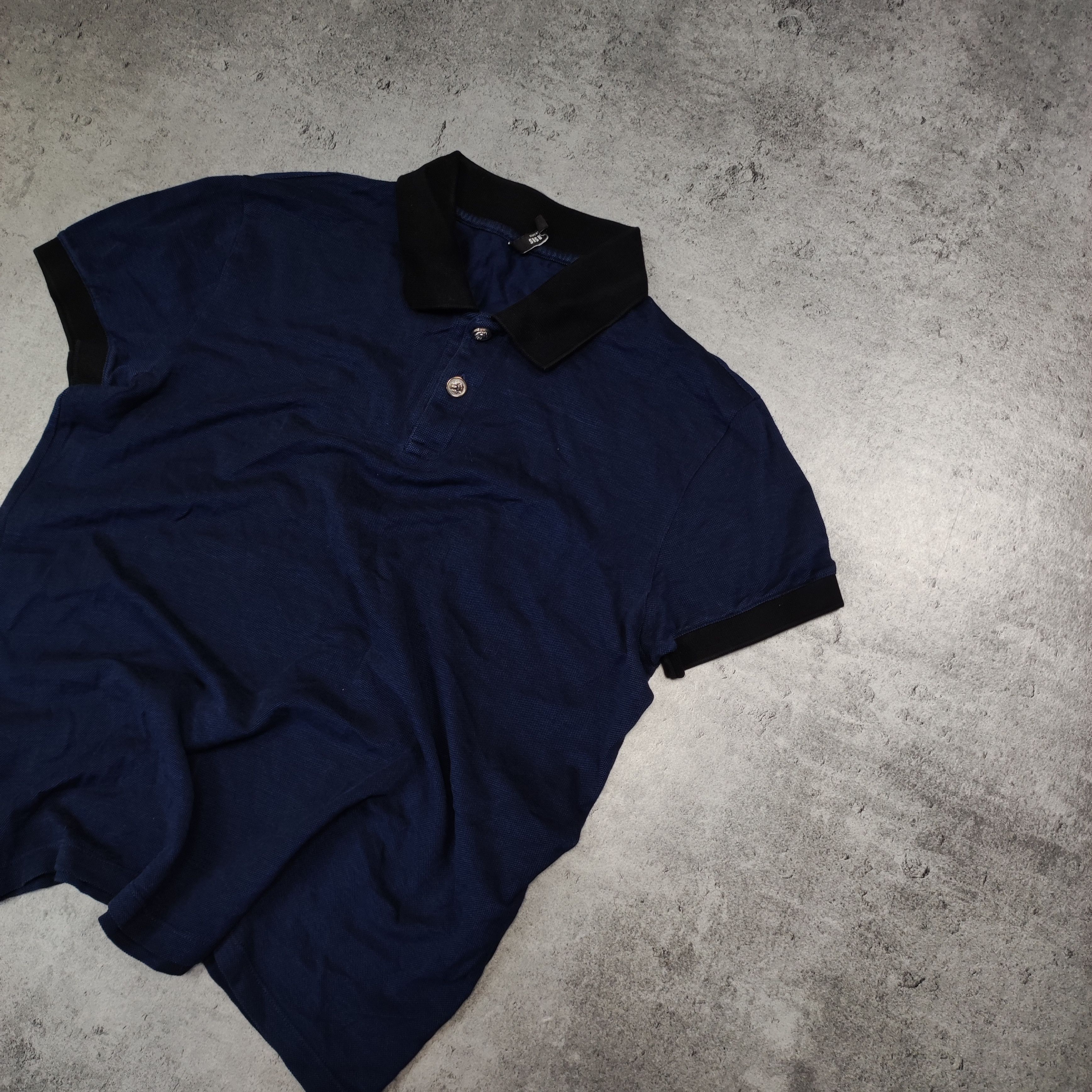 Versace × Versus Versace RARE Versus Gianni Versace Lion Head Skinny Polo Shirt Size US M / EU 48-50 / 2 - 3 Thumbnail