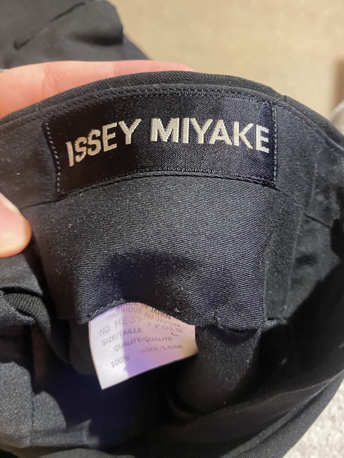 Issey Miyake Authentic Issey Miyake black trousers in 100% wool Size US 34 / EU 50 - 3 Thumbnail