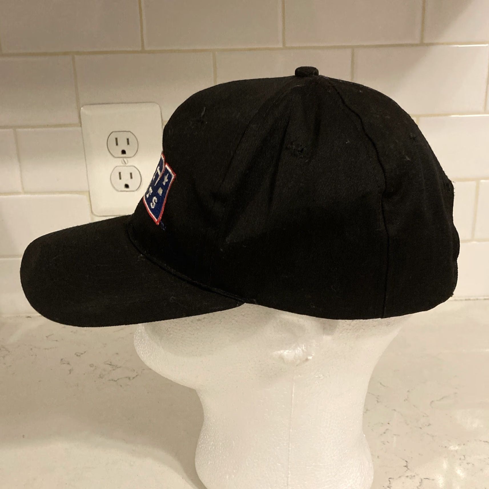 Vintage VINTAGE Sega Genesis Hat Snapback Black 90s Sega Cap Mens Osfa Cotton Twill Sonic The Hedgehog Rare Style: Snapback | Adjustable | Video Game Hat Size ONE SIZE - 6 Thumbnail