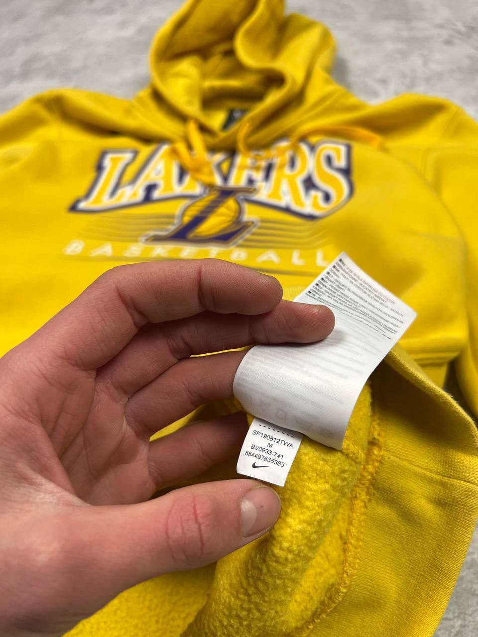 NBA Nike NBA Lakers Basketball Hoodie Big Logo Size US M / EU 48-50 / 2 - 11 Thumbnail