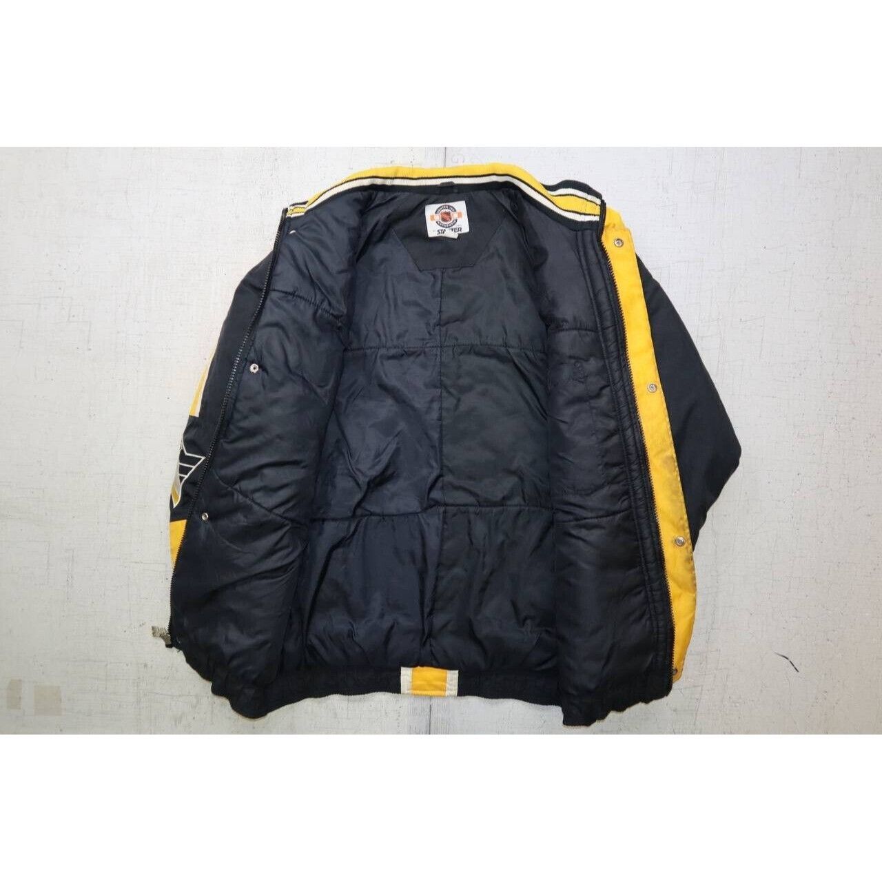 Starter Vintage 90s Pittsburgh Penguins Insulated Starter XL Size US XL / EU 56 / 4 - 8 Thumbnail