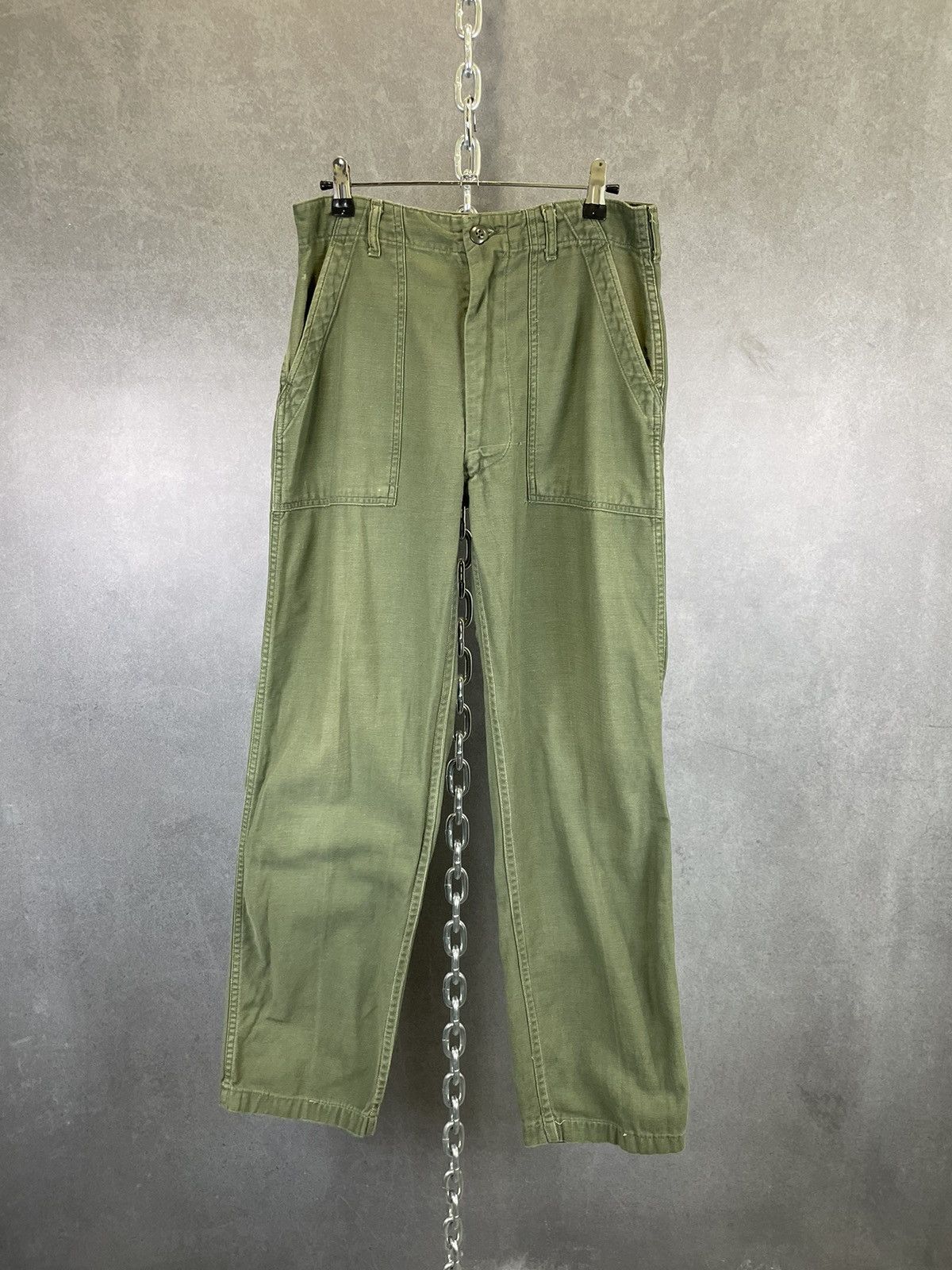 image of Vintage Military Og-107 Fatigue Pants Cotton Sateen Vietnam in Green, Men's (Size 30)