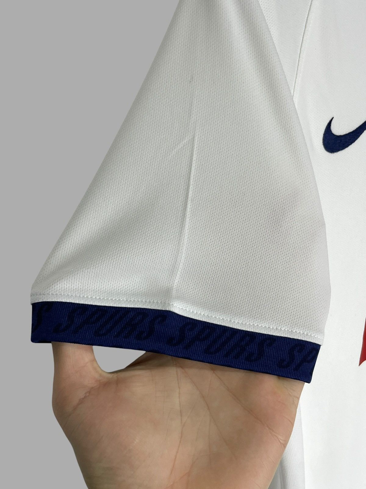Nike Tottenham Hotspur Nike 2019/20 Home Football Shirt Jersey Size US M / EU 48-50 / 2 - 8 Thumbnail