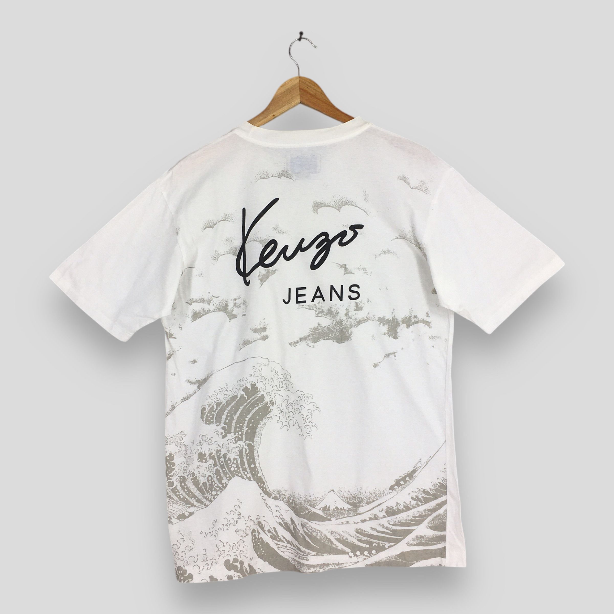 Kenzo Vintage Kenzo Japan Kanagawa White Tshirt Medium Size US M / EU 48-50 / 2 - 5 Thumbnail