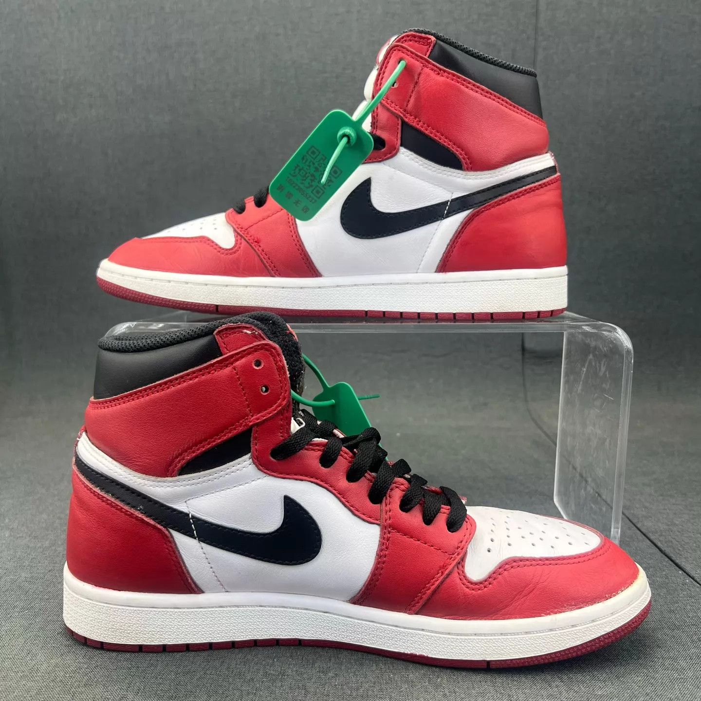 Nike AJ1 Chicago 2015 Size 43 New With Box Size US 10 / EU 43 - 3 Thumbnail