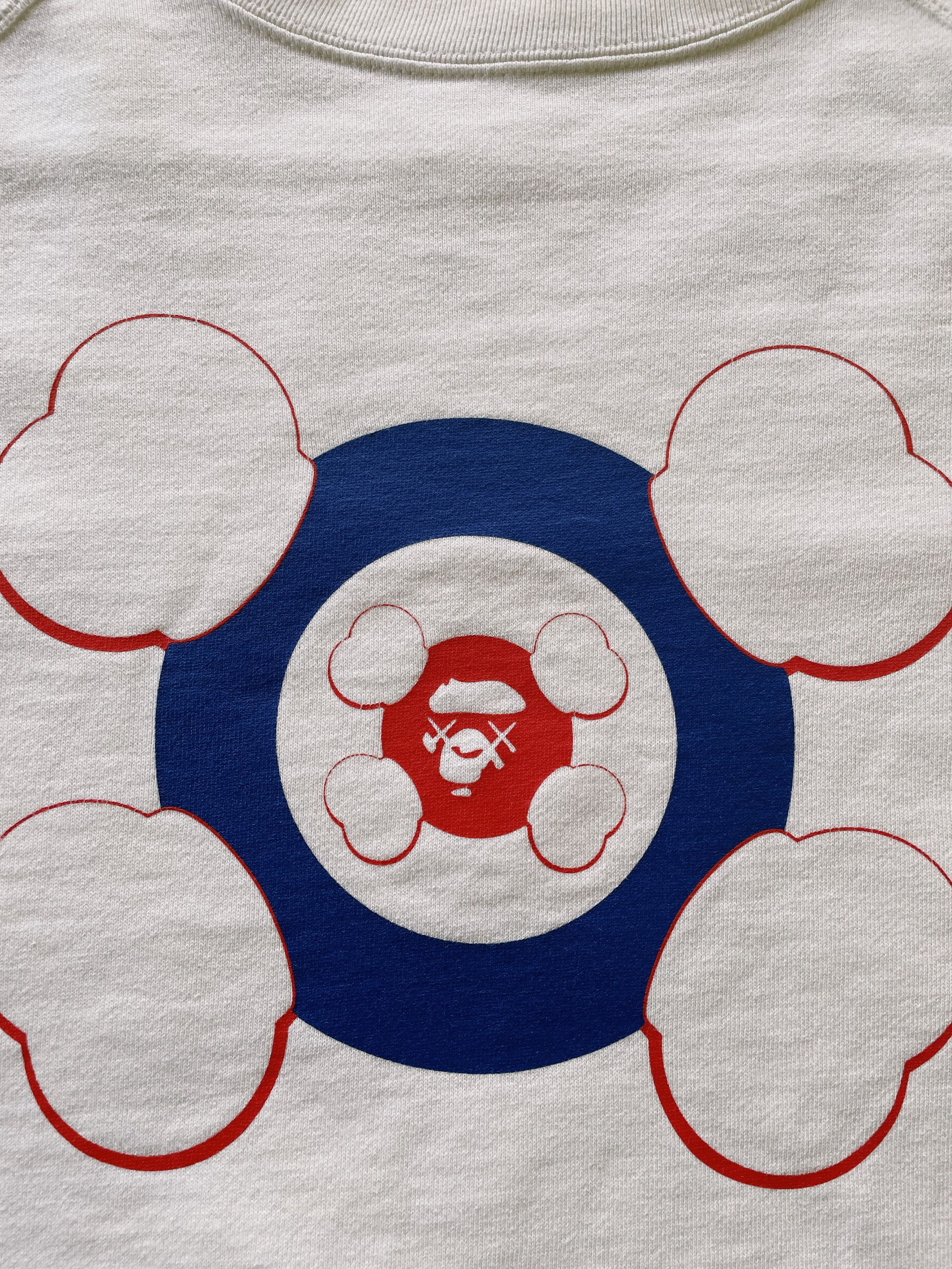 Bape × Kaws × Vintage Vintage Y2K Bape A Bathing Ape X KAWS Center Logo Crewneck Size US L / EU 52-54 / 3 - 3 Thumbnail