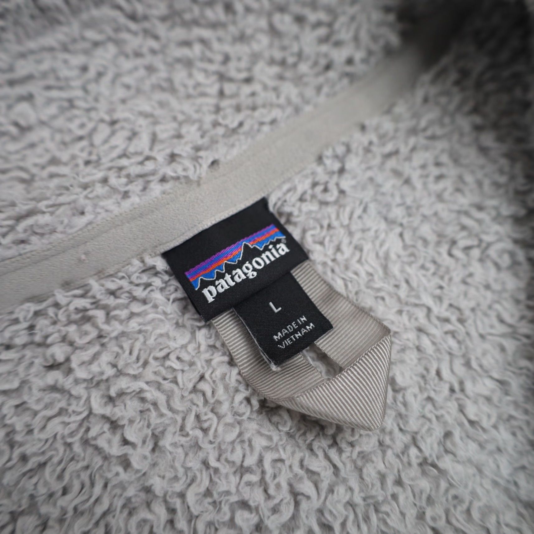 Patagonia Patagonia Sweater Mens Large Gray Fleece Pullover Deep Pile Size US L / EU 52-54 / 3 - 7 Thumbnail