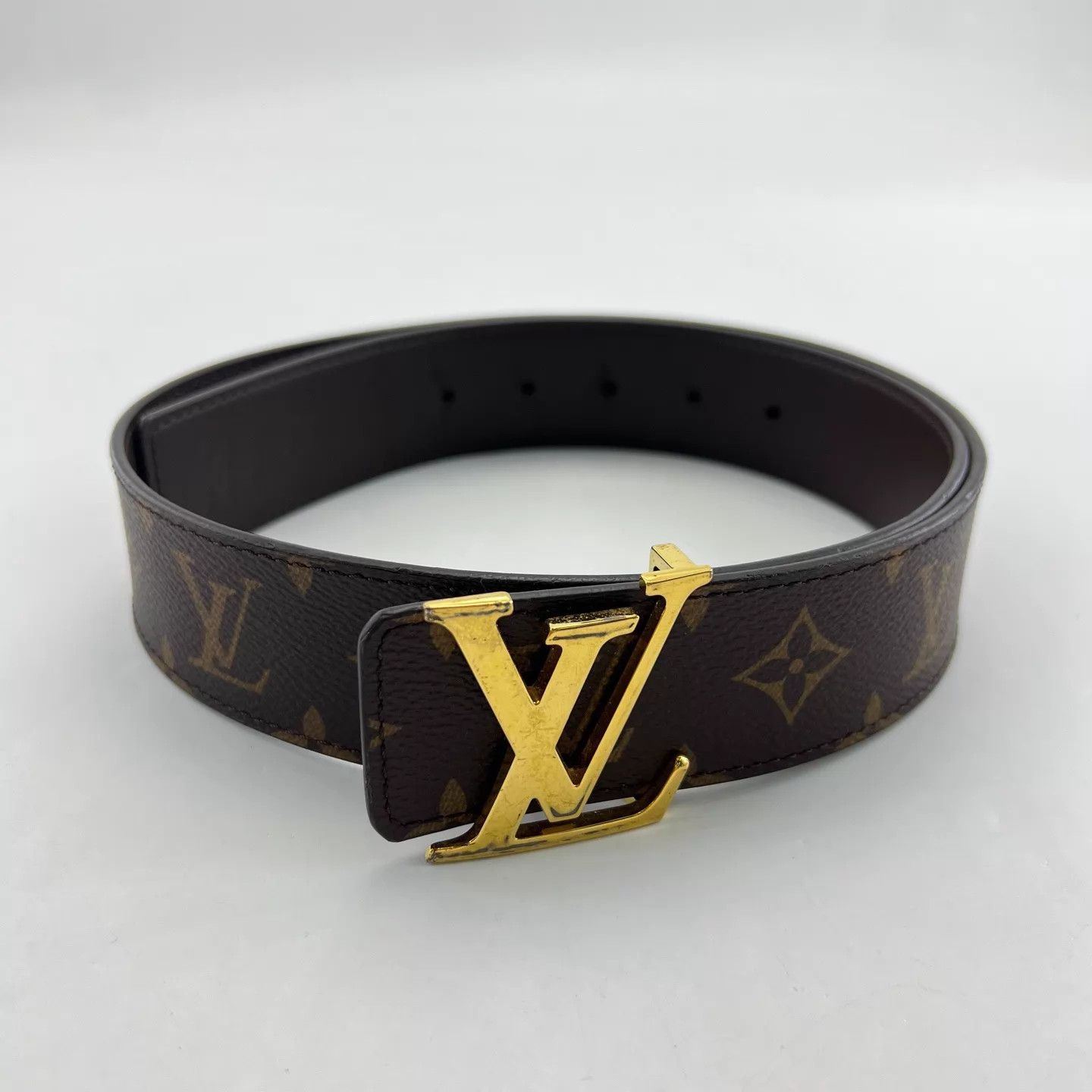 Louis Vuitton Women\'s Brown Monogram Belt with Gold LV Buckle size 95 Louis Vuitton Monogram Ceinture Belt Gold Buckle 95 38  main image 4