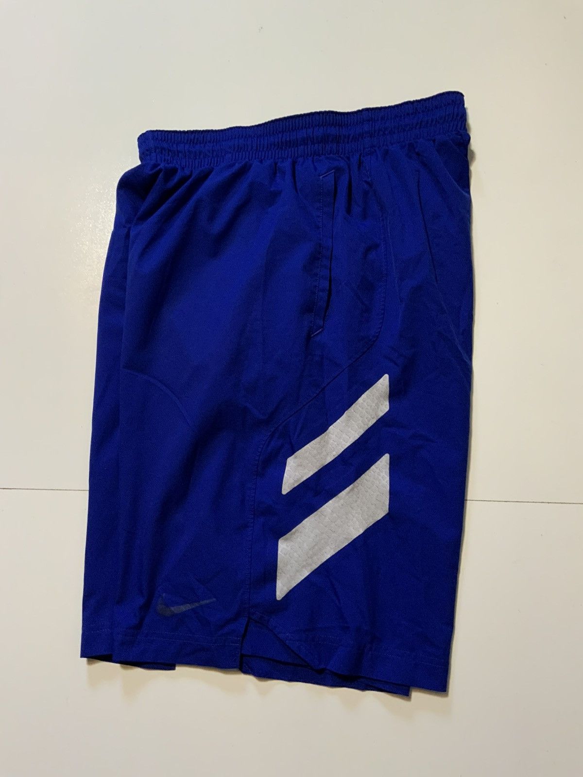 Nike Nike Basketball Kobe Bryant Black Mamba Logo Mesh Shorts Size US 34 / EU 50 - 2 Thumbnail