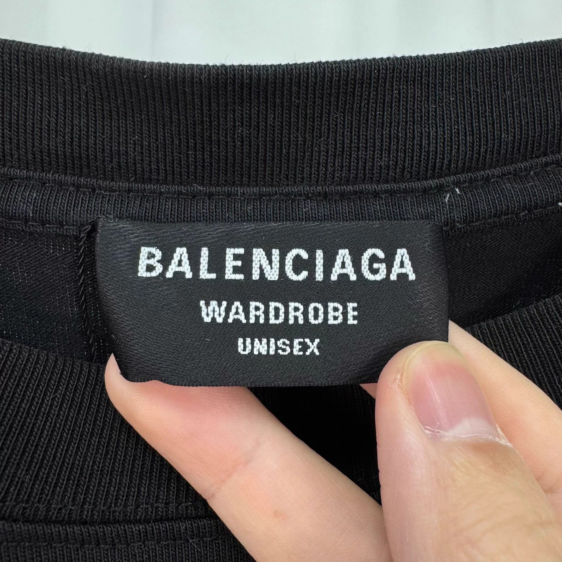 Balenciaga Balenciaga blurred logo t-shirt L 95 new Size US L / EU 52-54 / 3 - 5 Thumbnail