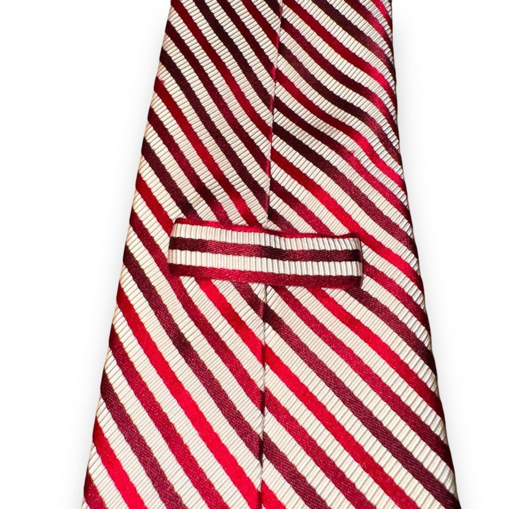 Paul Stuart Paul Stuart Red & White Striped 100% Silk Handmade in France Size ONE SIZE - 4 Thumbnail