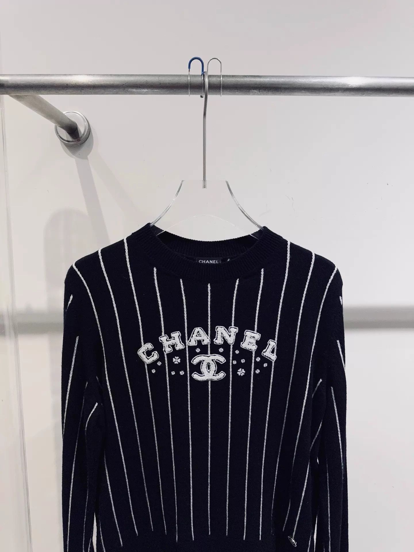 Chanel Chanel 23P Black Logo Sweater 36 Size XS / US 0-2 / IT 36-38 - 4 Thumbnail