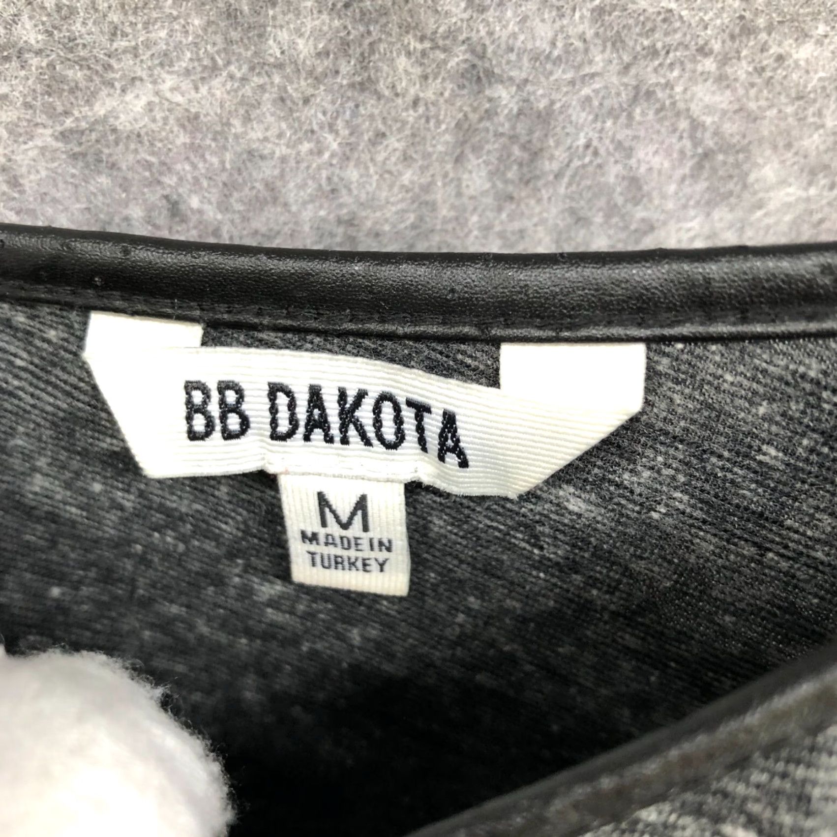 BB Dakota BB Dakota Long Sleeve Charcoal Gray Top Womens Crewneck Basic M Shirt Size M / US 6-8 / IT 42-44 - 7 Thumbnail