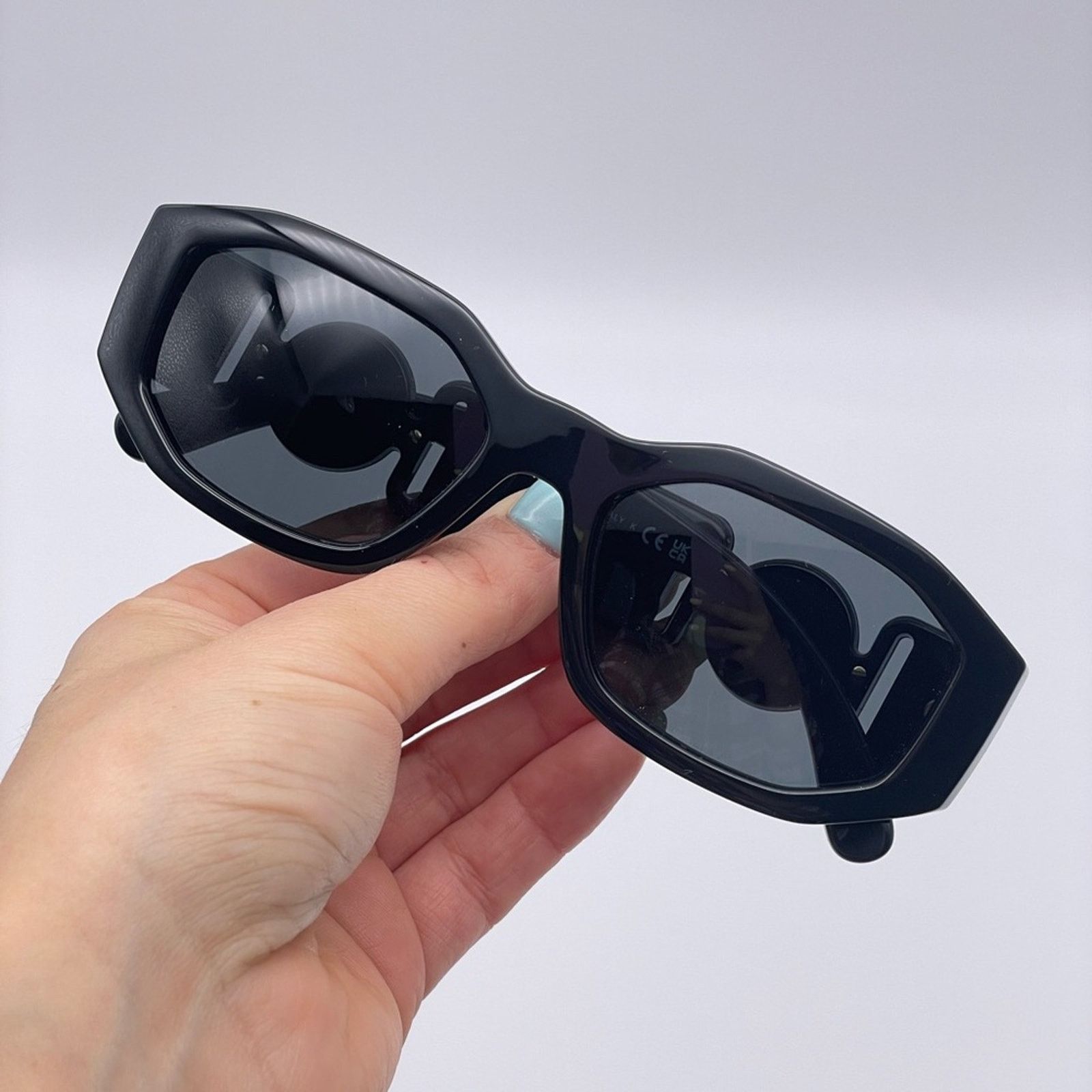 Versace NEW VERSACE VE4361 536087 Black/Dark Grey Unisex Sunglasses Size ONE SIZE - 8 Thumbnail