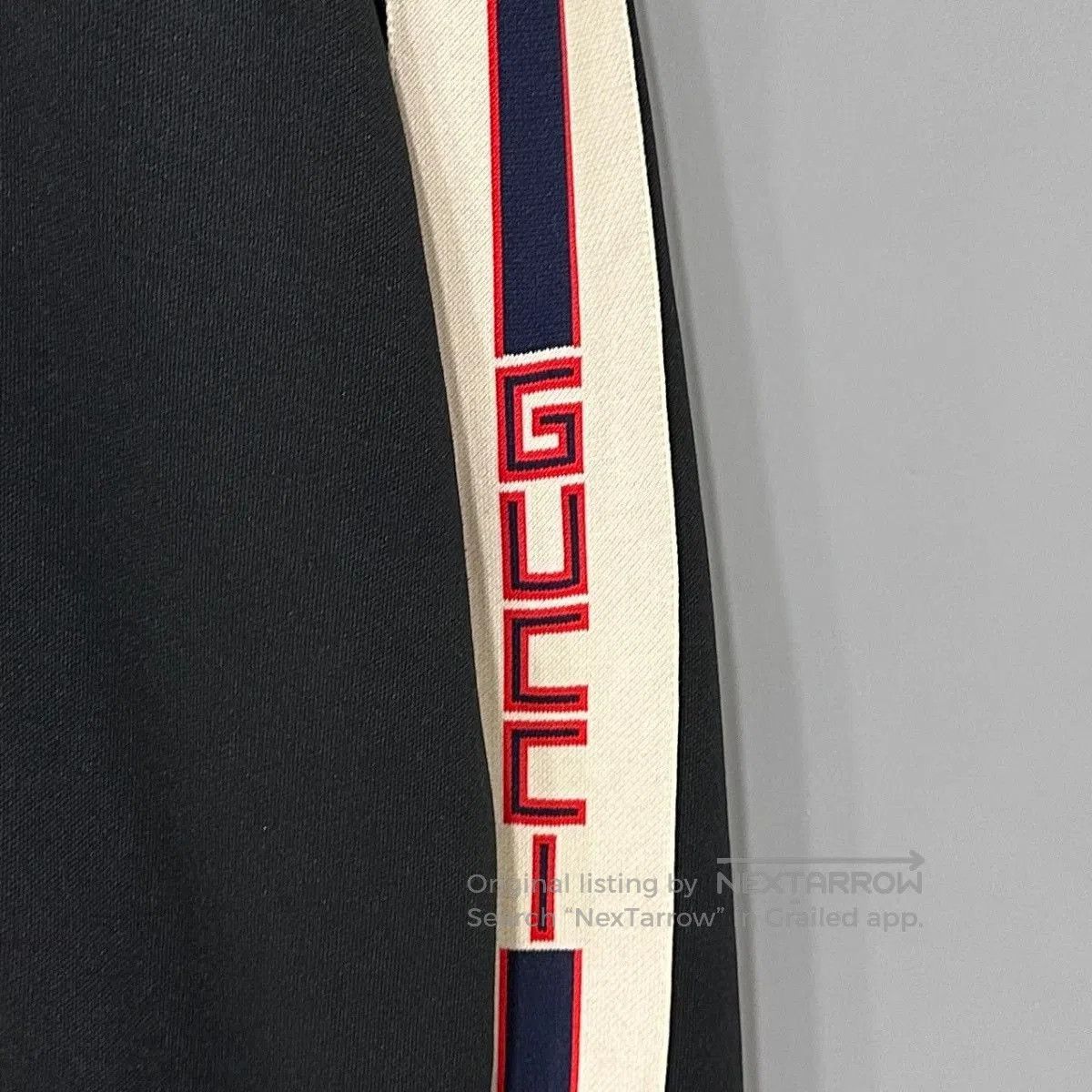 Gucci Gucci Black Jacket Red Blue Stripes Zip. Size US XL / EU 56 / 4 - 4 Thumbnail
