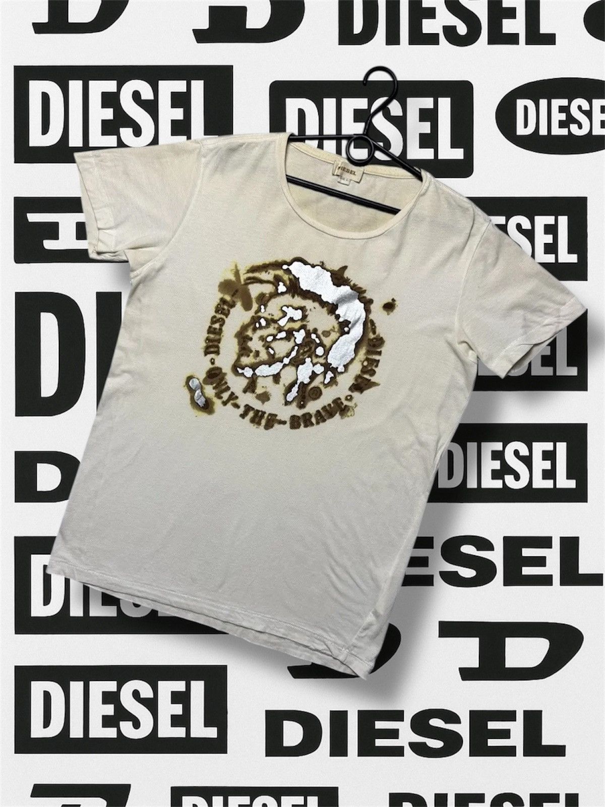 Diesel Vintage Diesel tee big logo rare white/yellow size M/L Size US L / EU 52-54 / 3 - 1 Thumbnail
