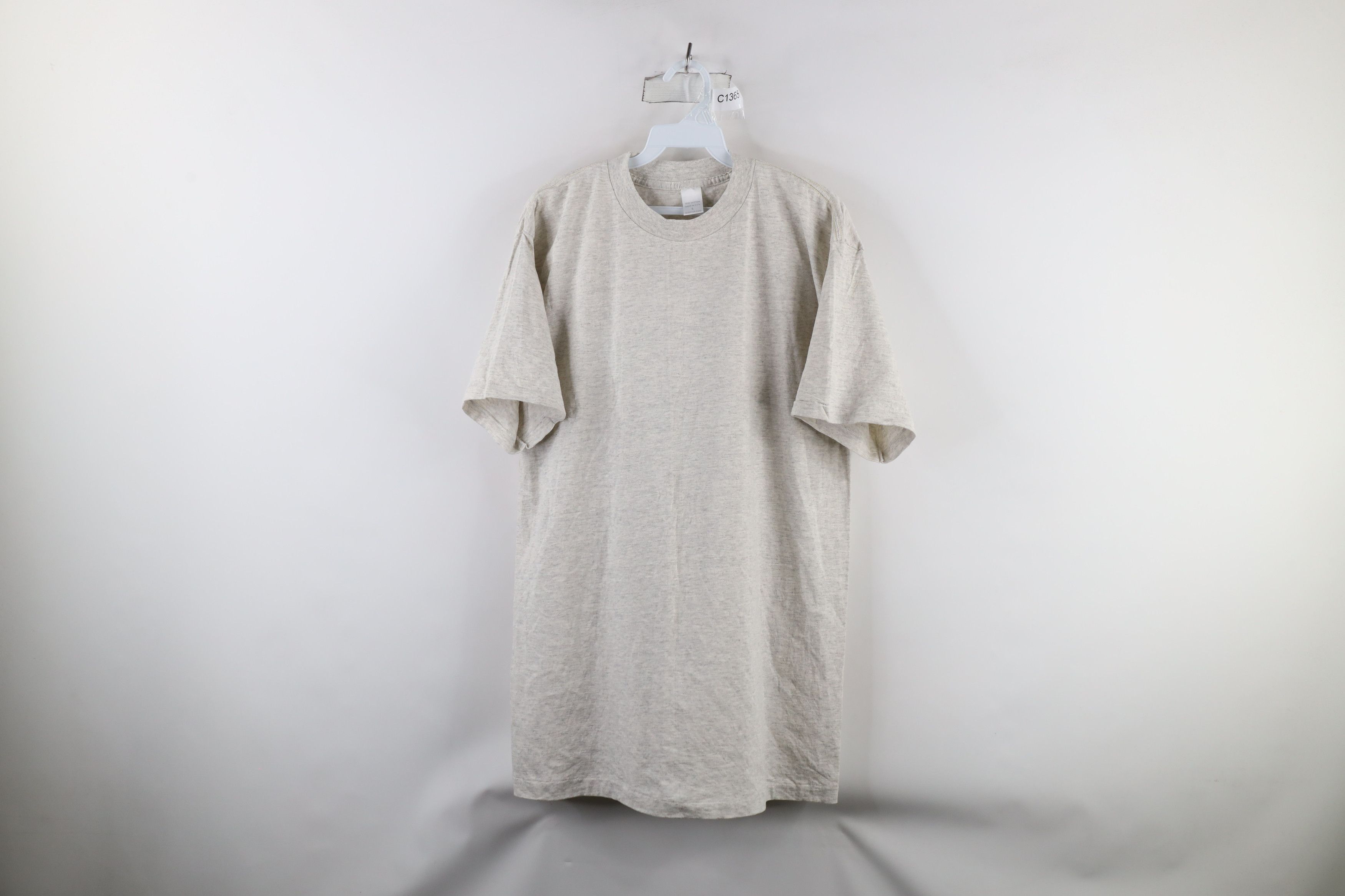 Vintage Vintage 90s Streetwear Heavyweight Cotton T-Shirt Gray USA Size US L / EU 52-54 / 3 - 1 Thumbnail