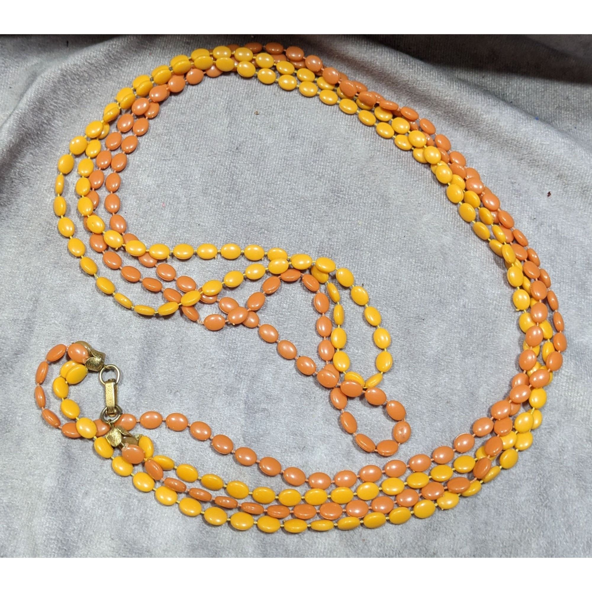 Other Vintage Retro Yellow And Orange Plastic Beaded Necklace Size ONE SIZE - 7 Thumbnail