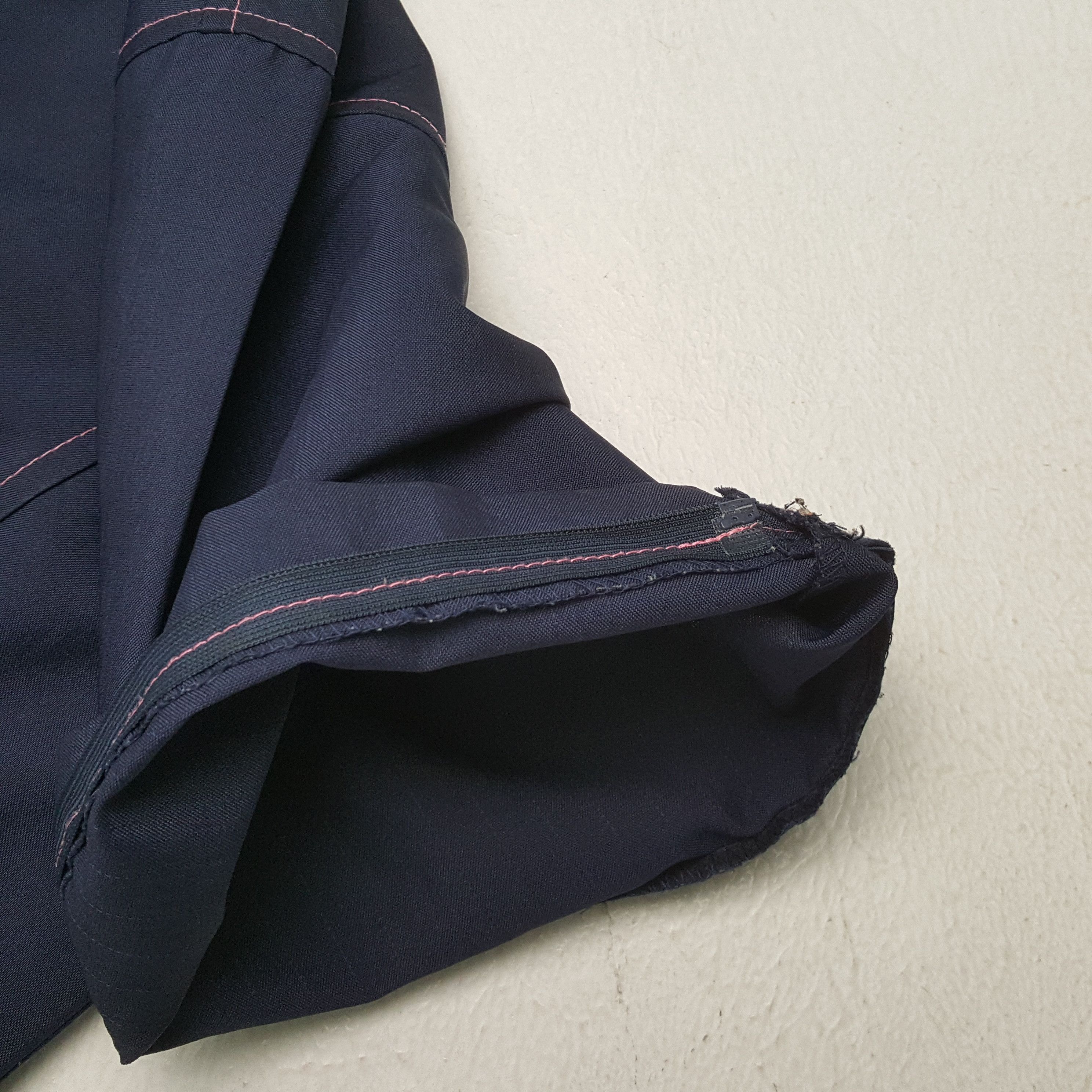 Japanese Brand × Vintage FAMILY MART Workwear Uniform Jacket Size US L / EU 52-54 / 3 - 7 Thumbnail