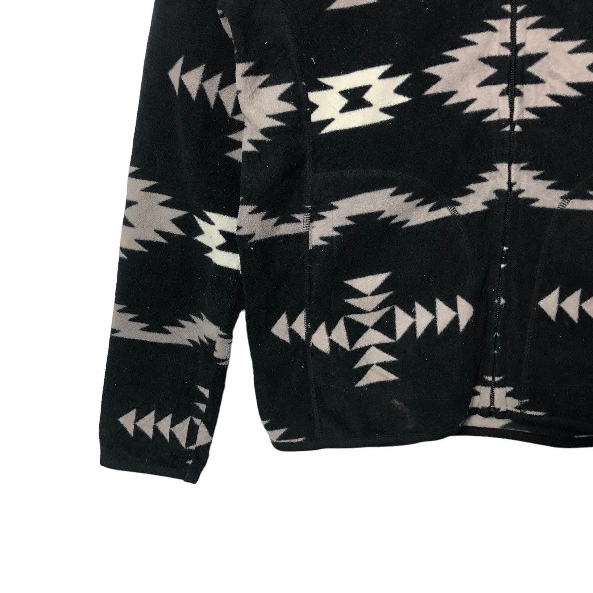 Japanese Brand Vintage Ignio Fullprint Navajo Zipper Ups Jacket Size US S / EU 44-46 / 1 - 3 Thumbnail