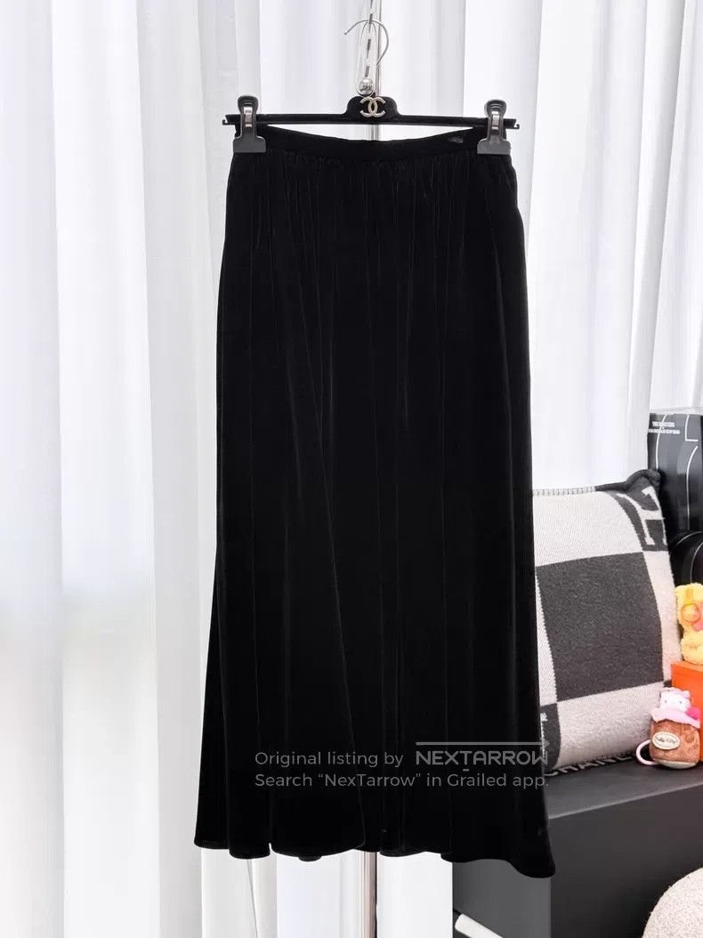 Dior Dior Velvet draped half-length skirt Size 24" / US 00 / IT 34 - 1 Thumbnail