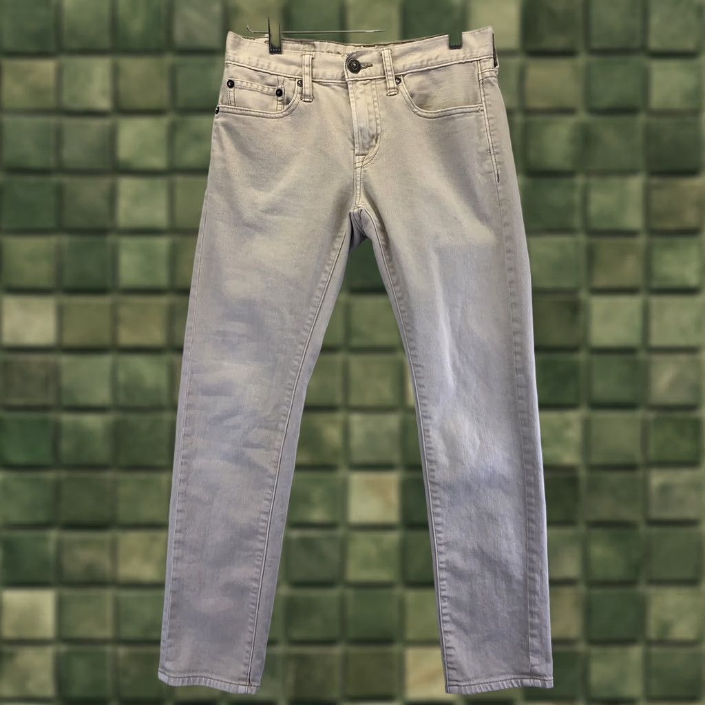American Eagle Outfitters VINTAGE American Eagle Mens Tan Skinny Jeans Size 28x30-6071 Jeans Mens 28x30 Tan Skinny Regular Brown Logo 6071 Size US 28 / EU 44 - 1 Thumbnail