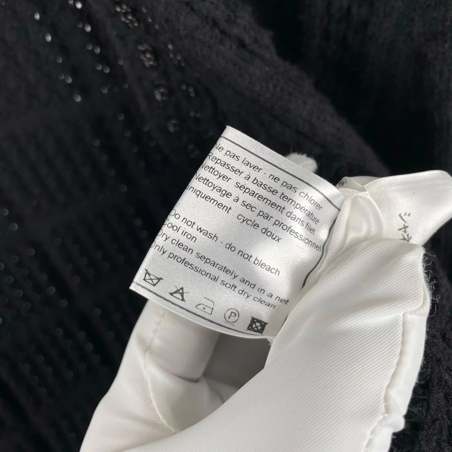 Chanel CHANEL Cutout Cardigan Black Size 38 Size S / US 4 / IT 40 - 5 Thumbnail
