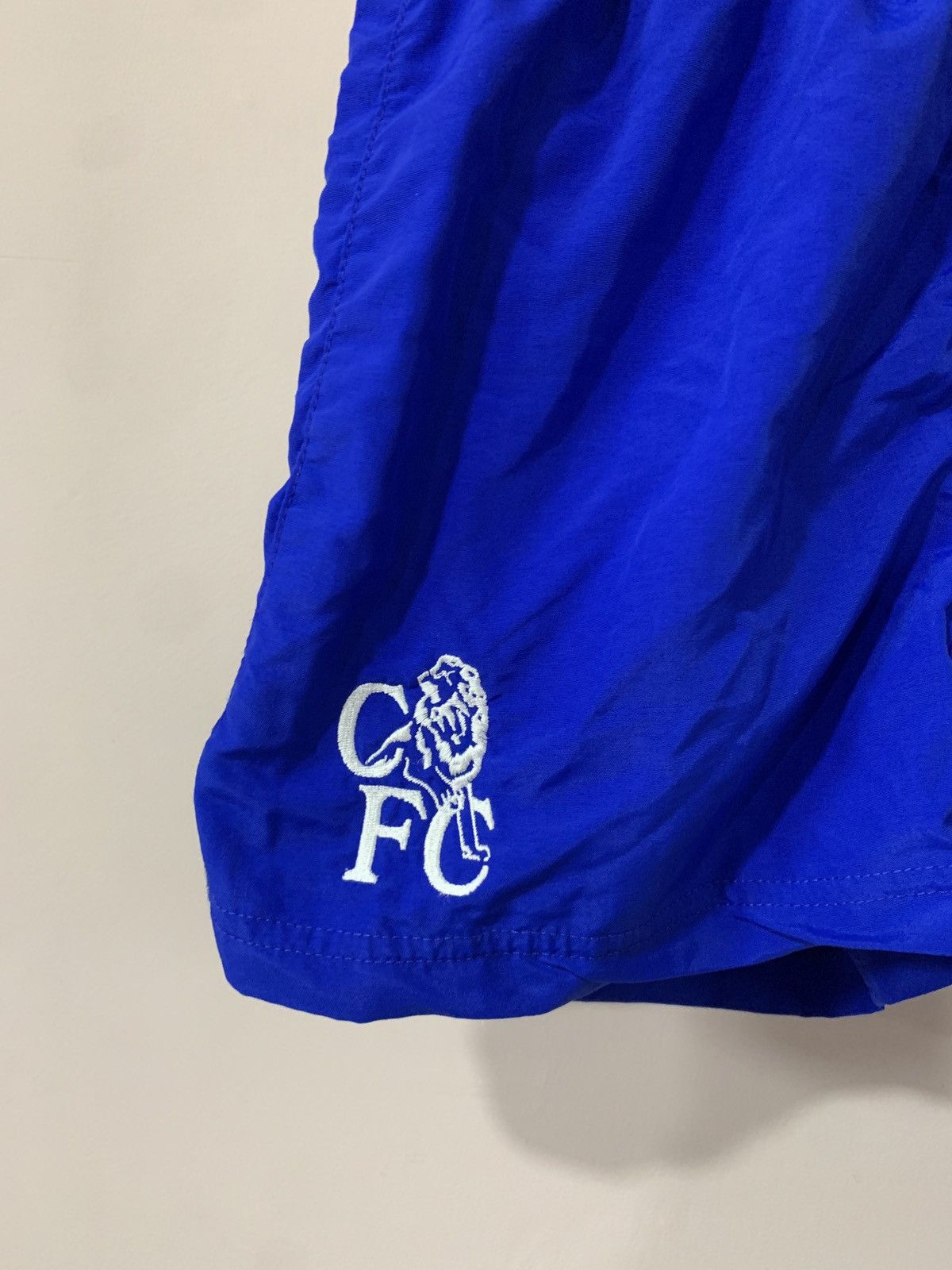 Chelsea Soccer × Umbro × Vintage Chelsea London Vintage Football Shorts Umbro Soccer Retro Size US 26 / EU 42 - 3 Thumbnail