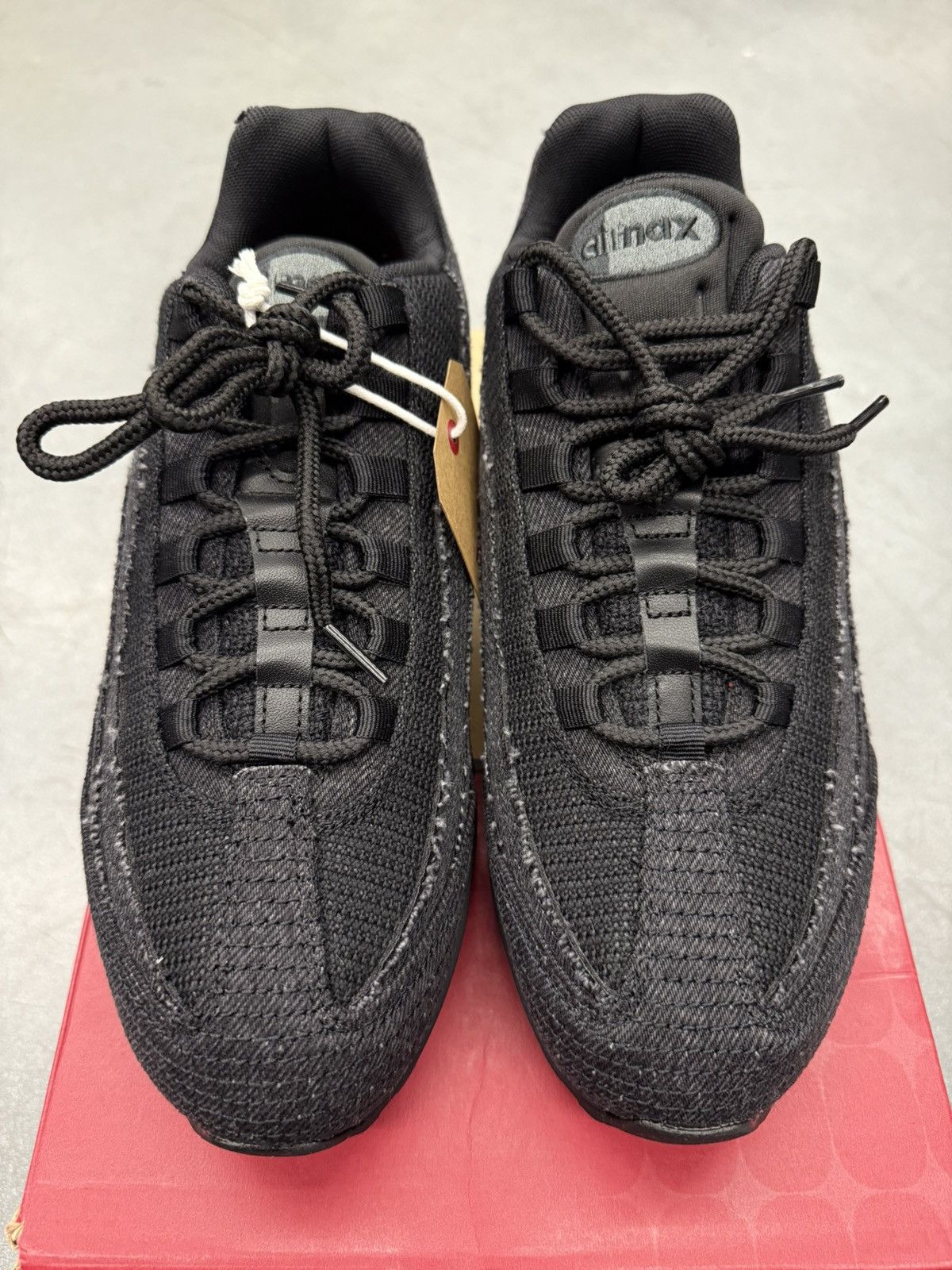 Levi's × Nike 2025 Nike Air Max 95 OG Levis Black Size US 9 / EU 42 - 10 Thumbnail