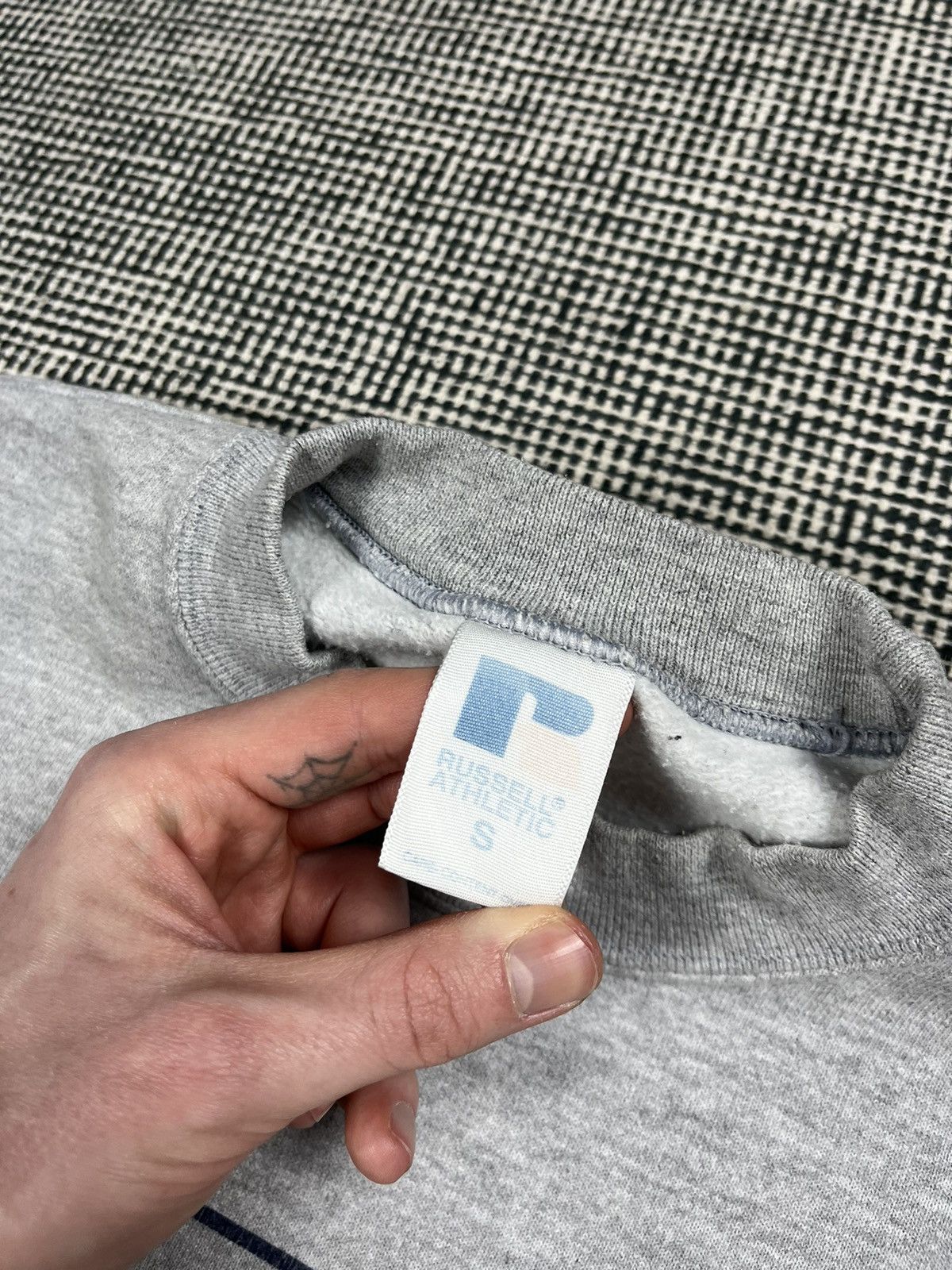 Russell Athletic × Vintage Russel athletic vintage y2k sweatshirt crewneck Size US S / EU 44-46 / 1 - 3 Thumbnail