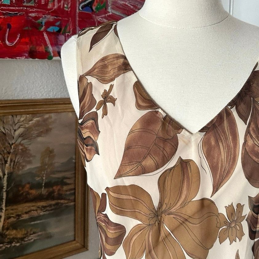 Other meghan matthews brown and biege floral vneck maxi dress blue Size XL / US 12-14 / IT 48-50 - 3 Thumbnail